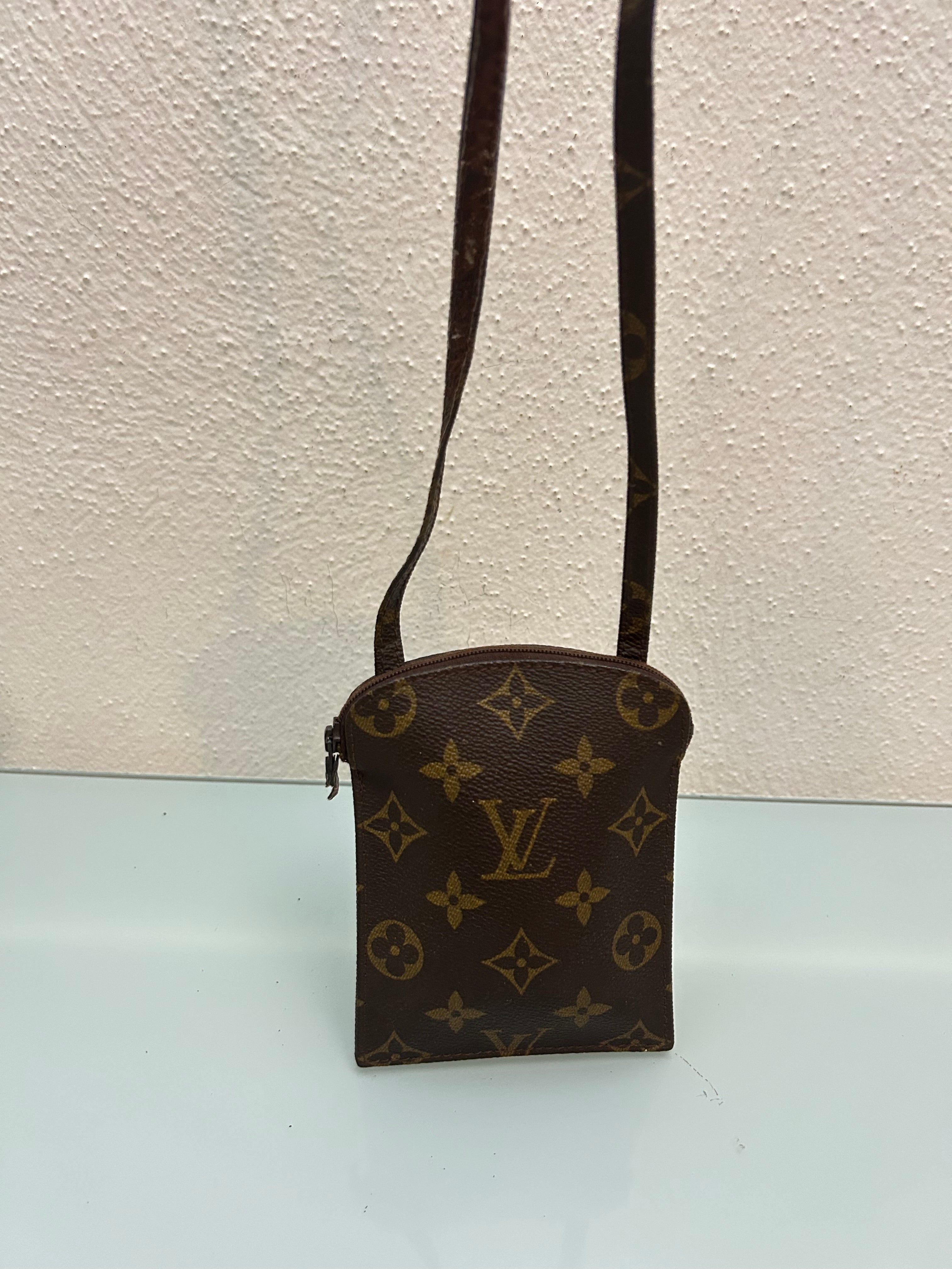 Louis Vuitton Pouch