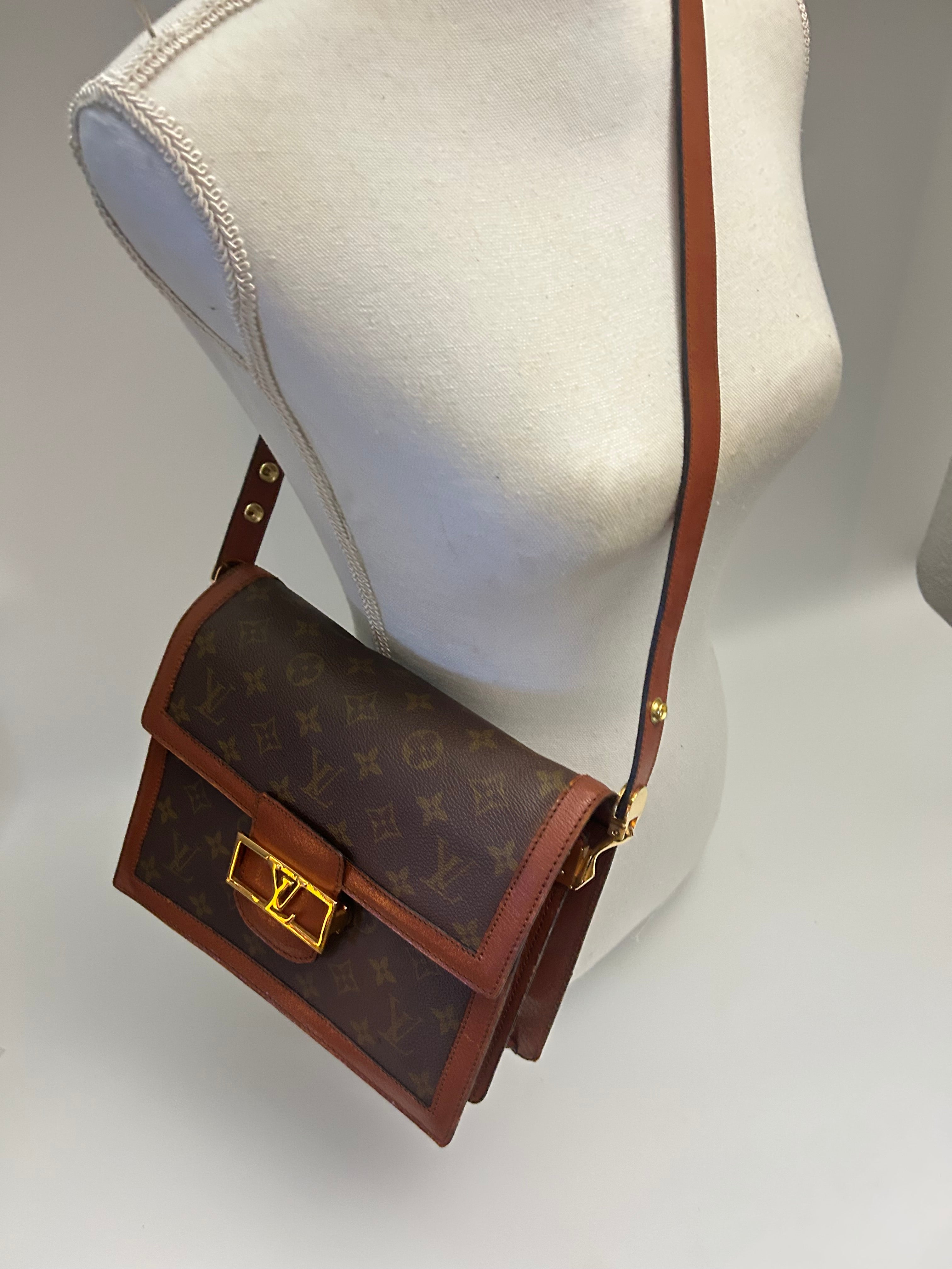 Louis Vuitton Brown Dauphine