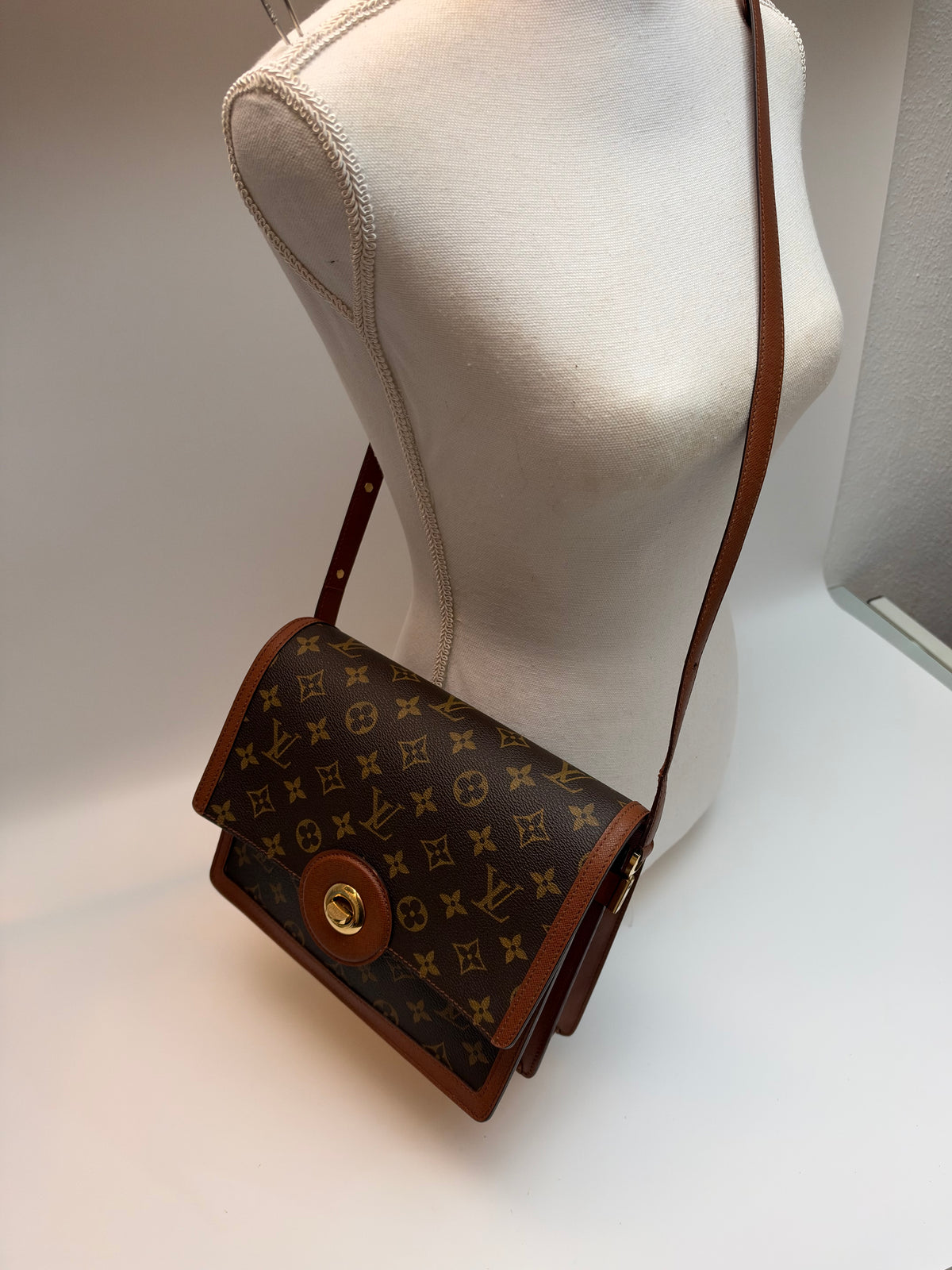 Louis Vuitton Raspail