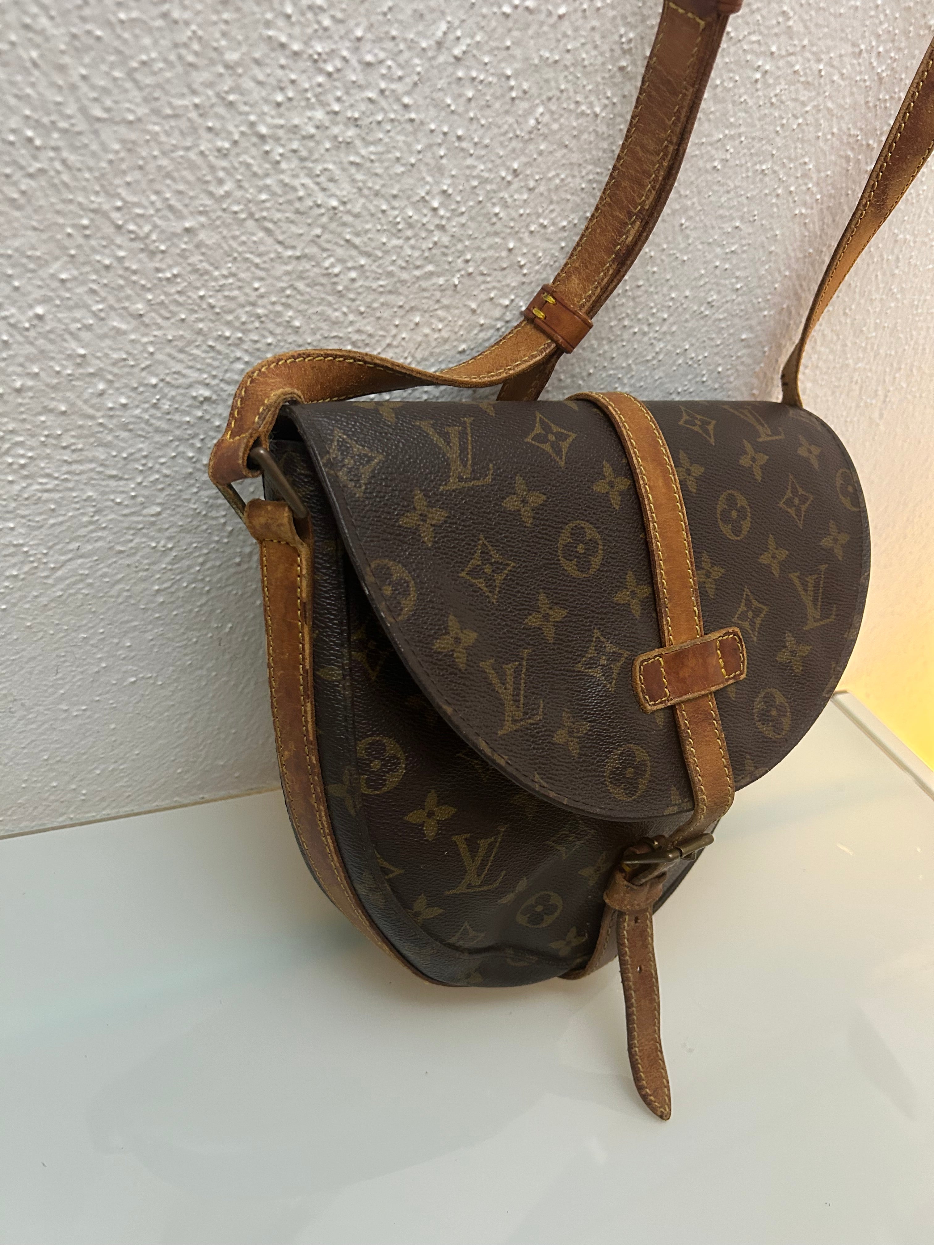 Louis Vuitton Chantilly