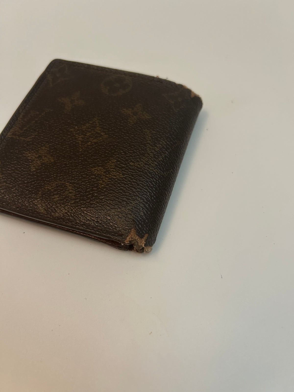 Louis Vuitton Pung