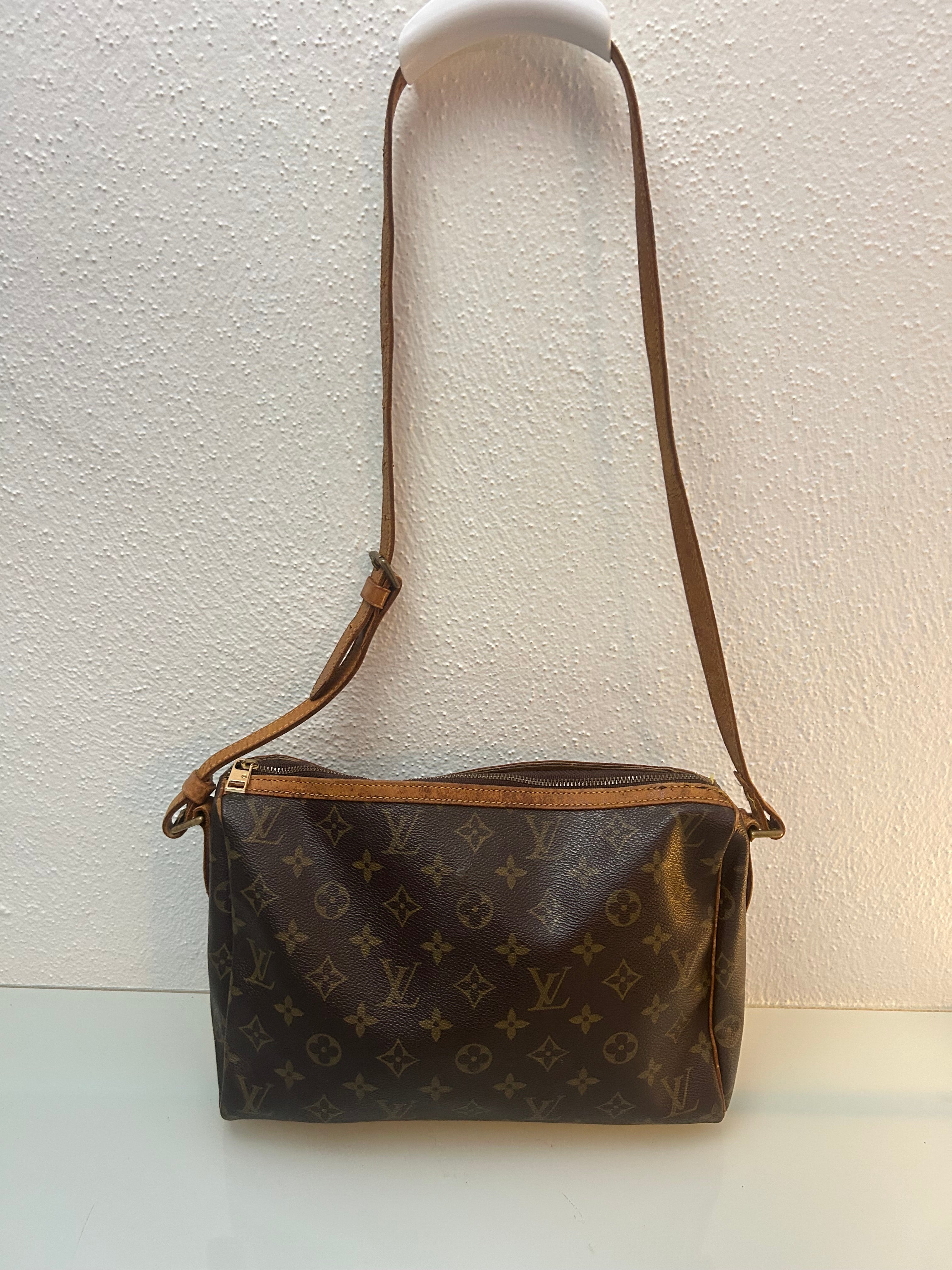 Louis Vuitton Trotteur