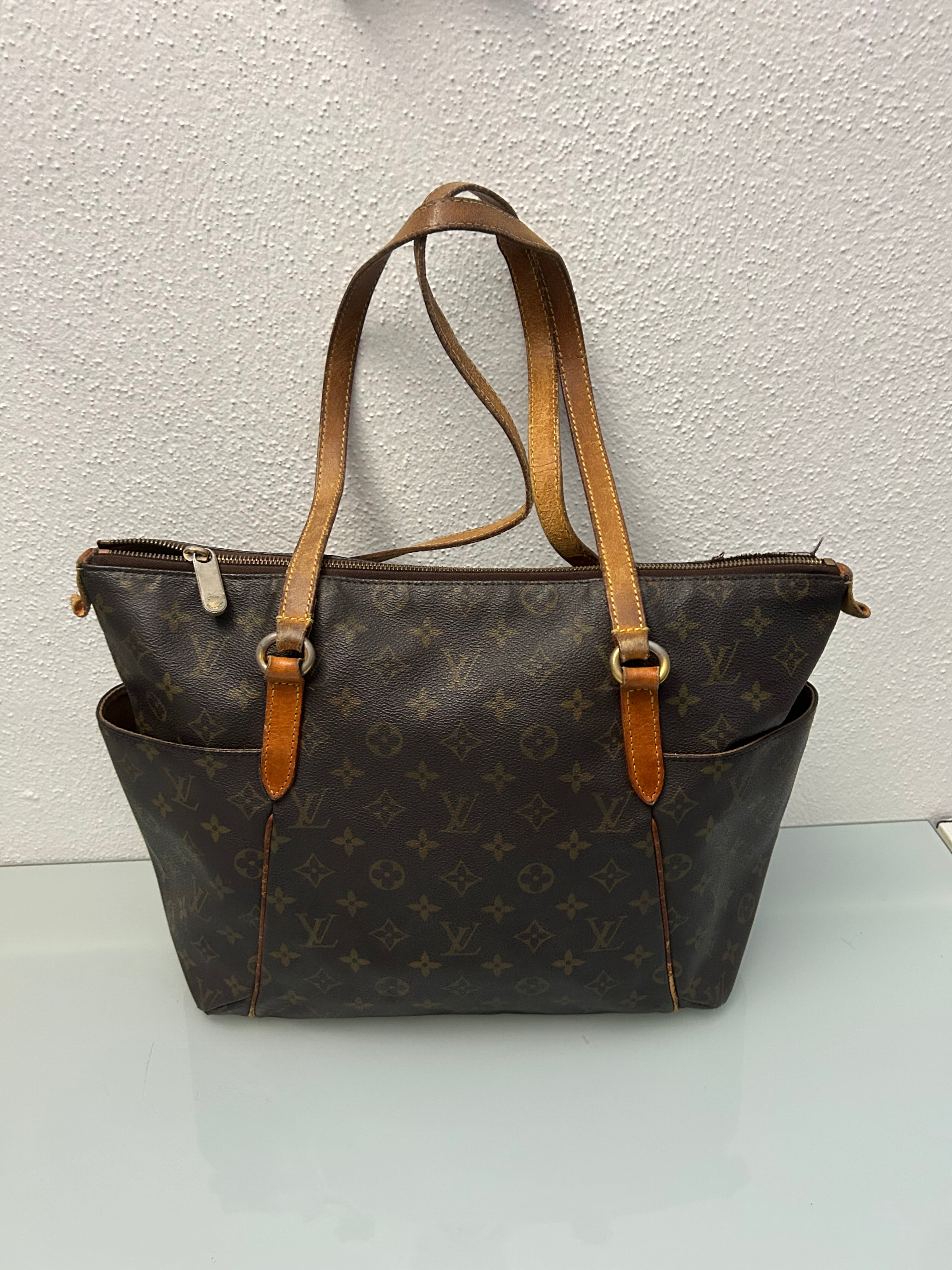 Louis Vuitton Neverfull