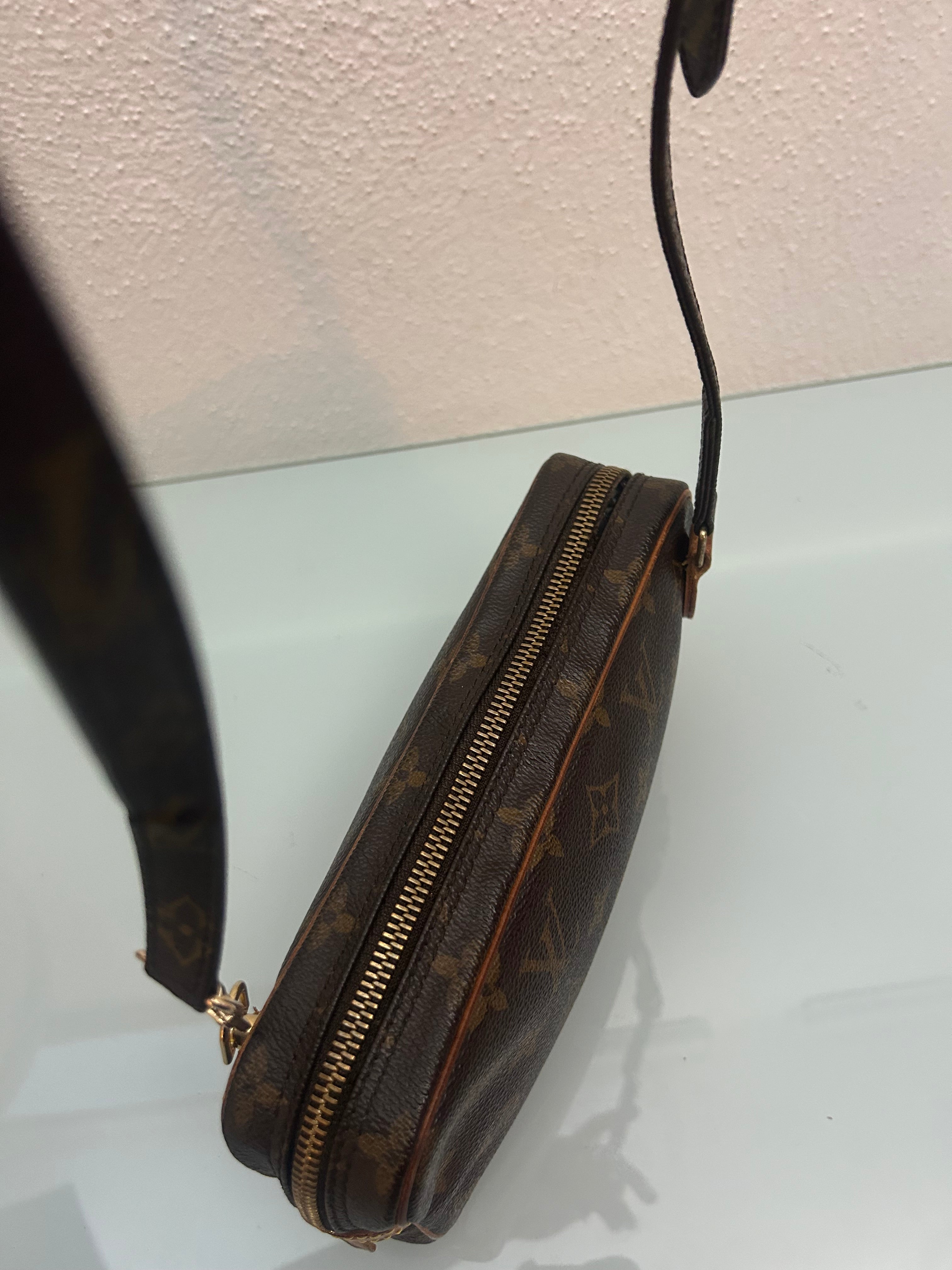 Louis Vuitton Marly