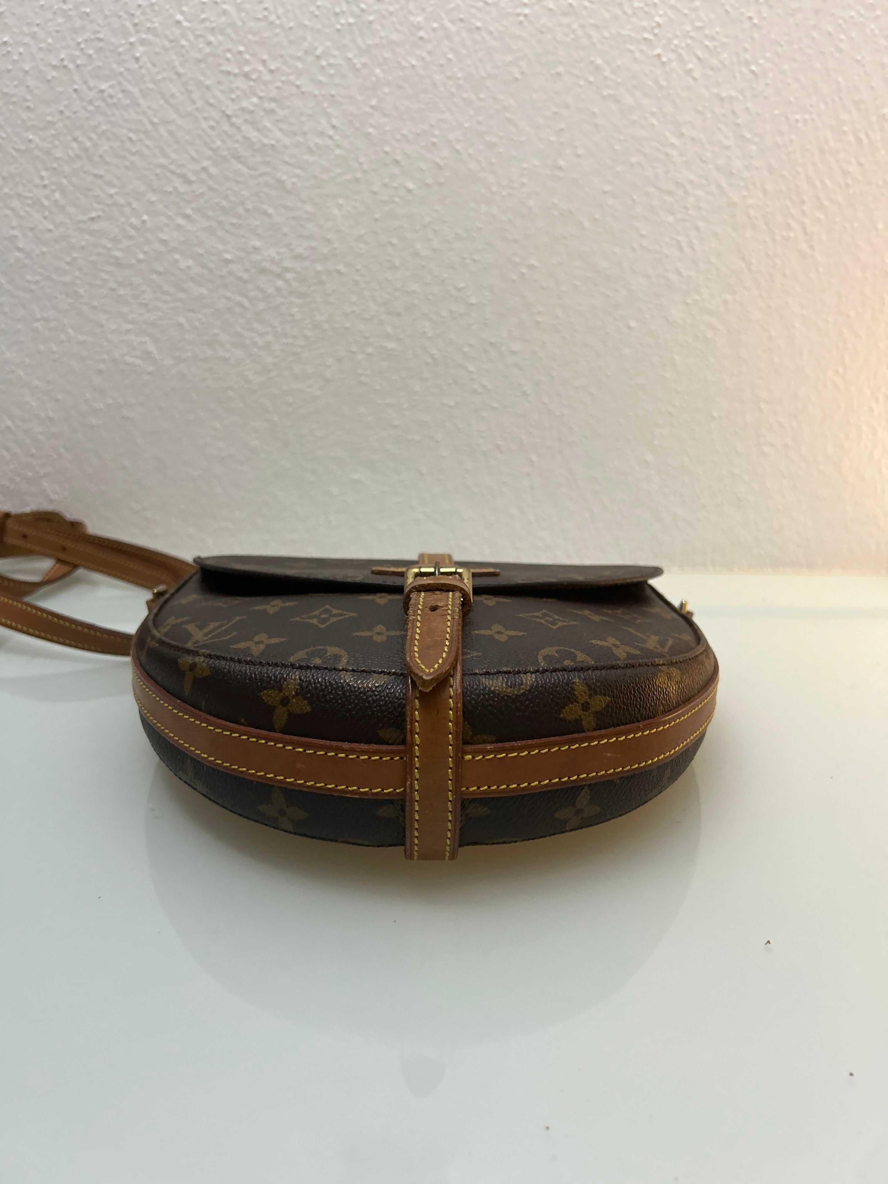 Louis Vuitton Chantilly