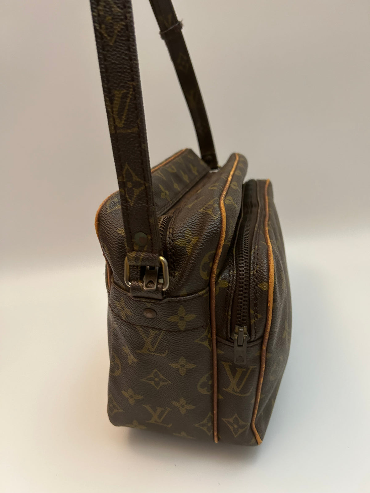 Louis Vuitton Nile