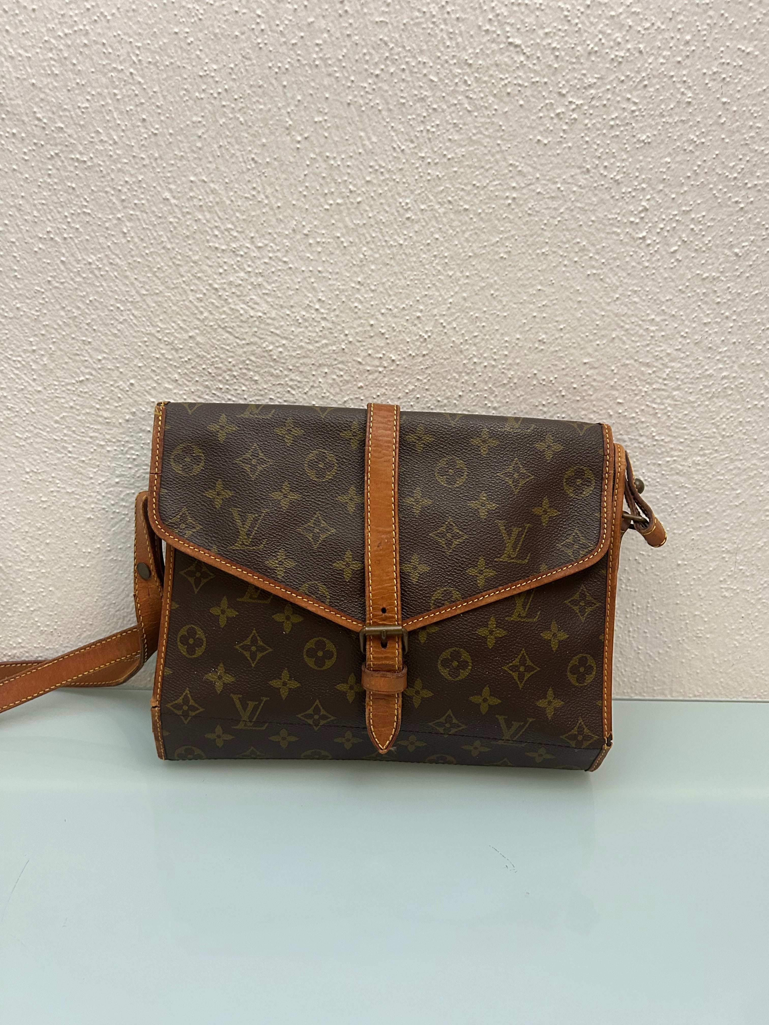 Louis Vuitton Crossbody