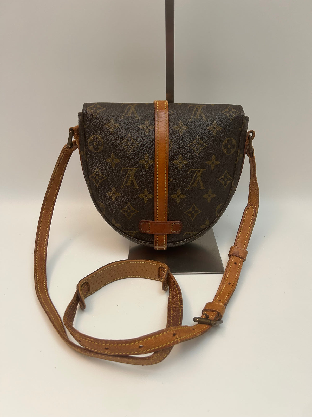 Louis Vuitton Chantilly PM
