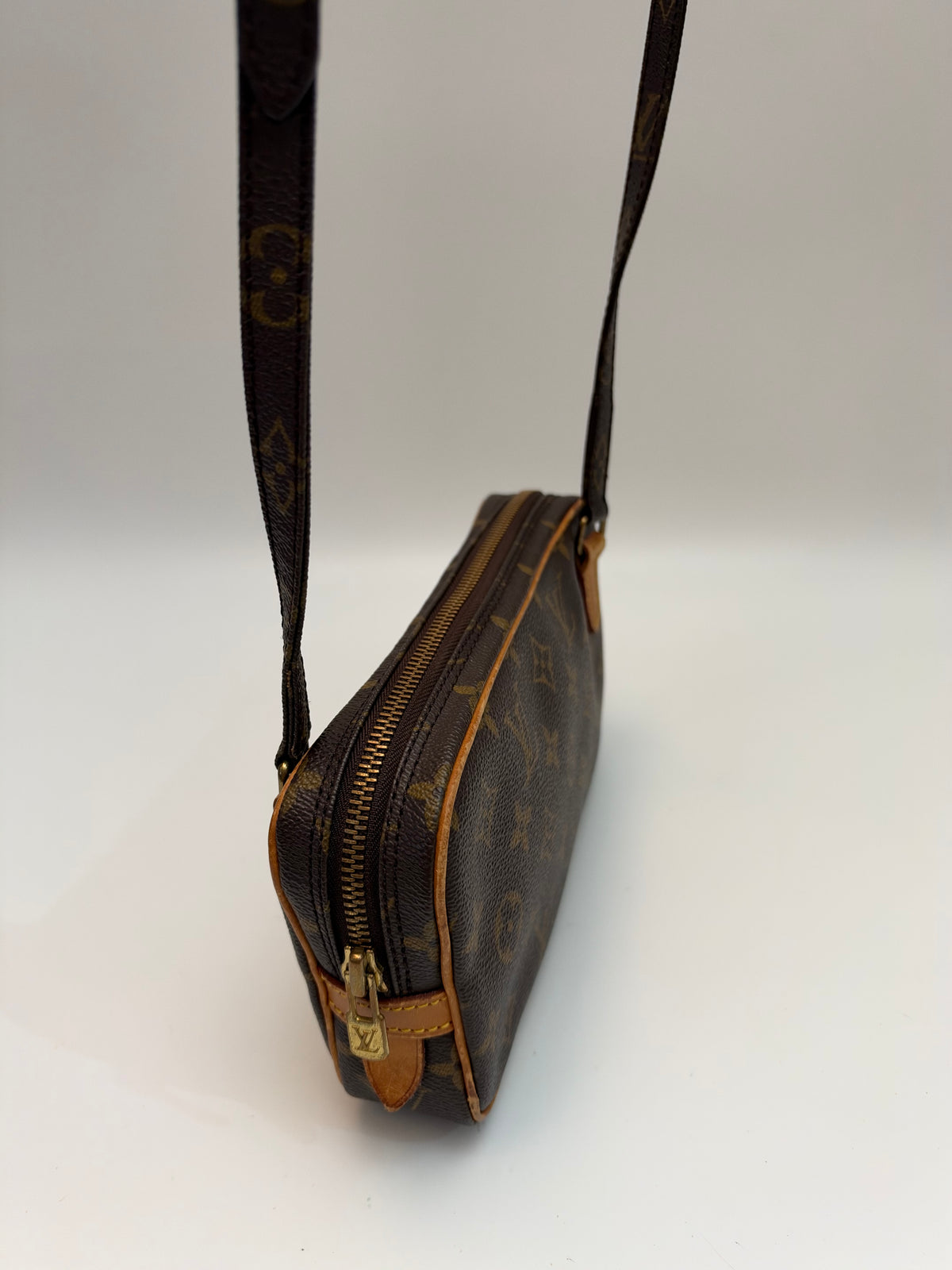 Louis Vuitton Pochette Marly Bandoulière
