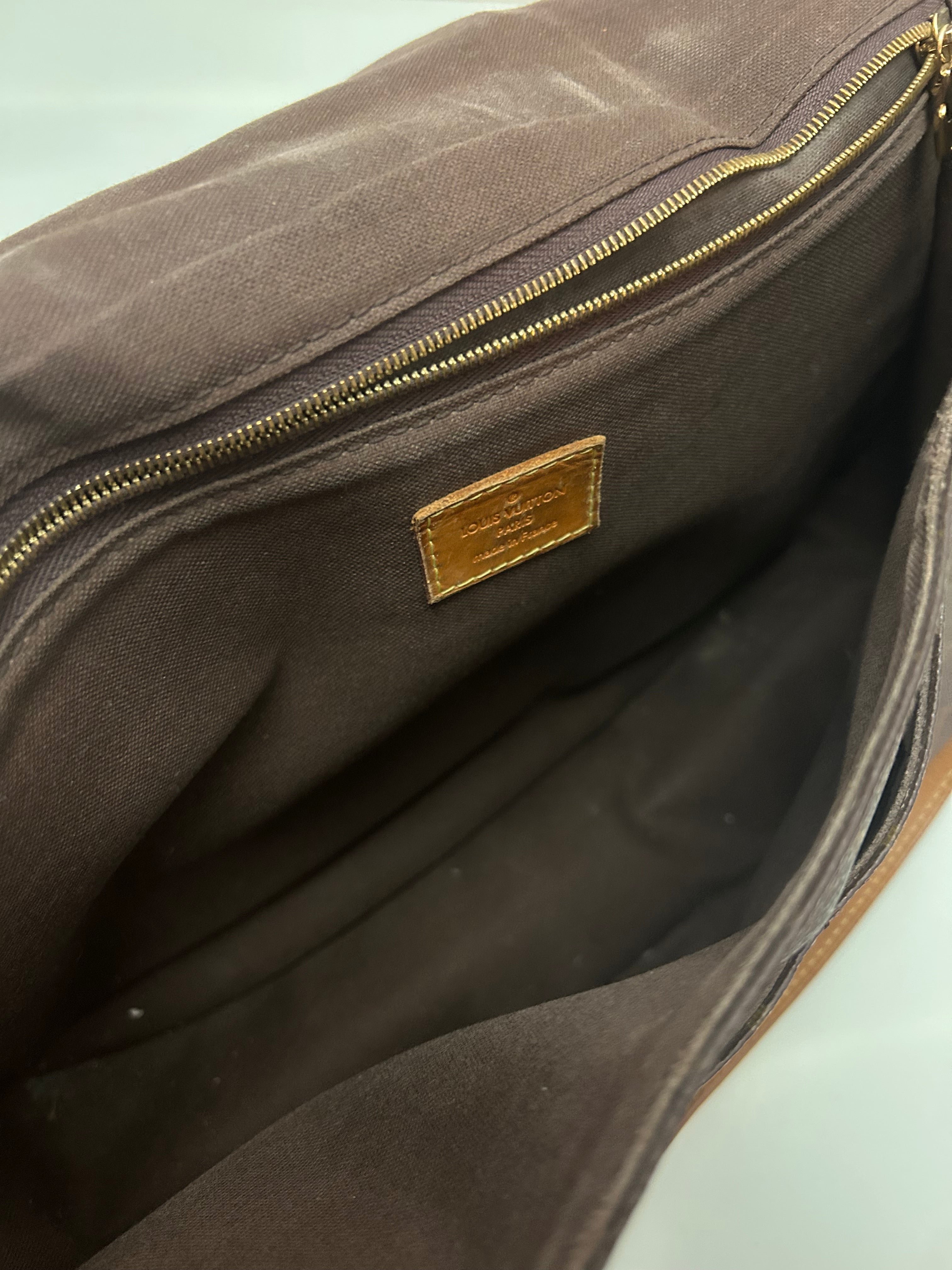 Louis Vuitton Menilmontant