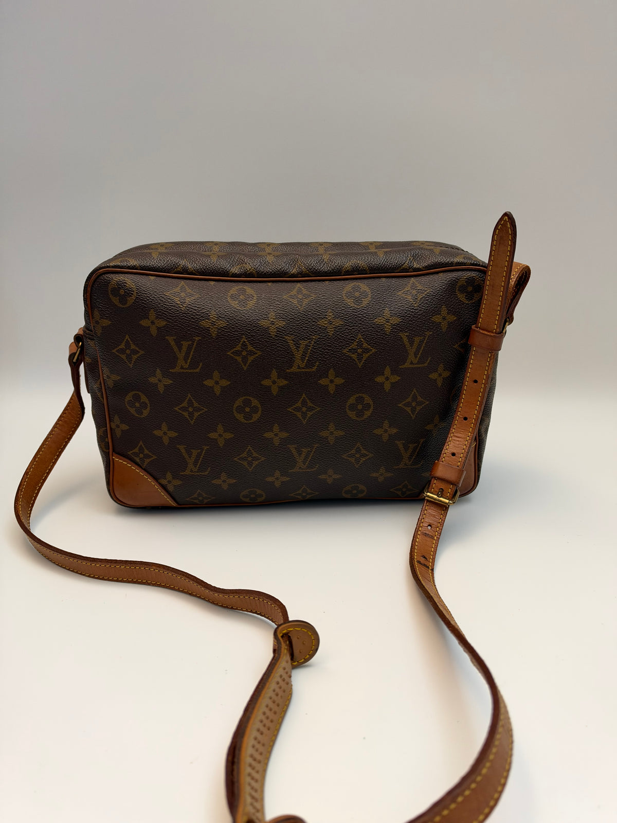 Louis Vuitton Trocadéro 30