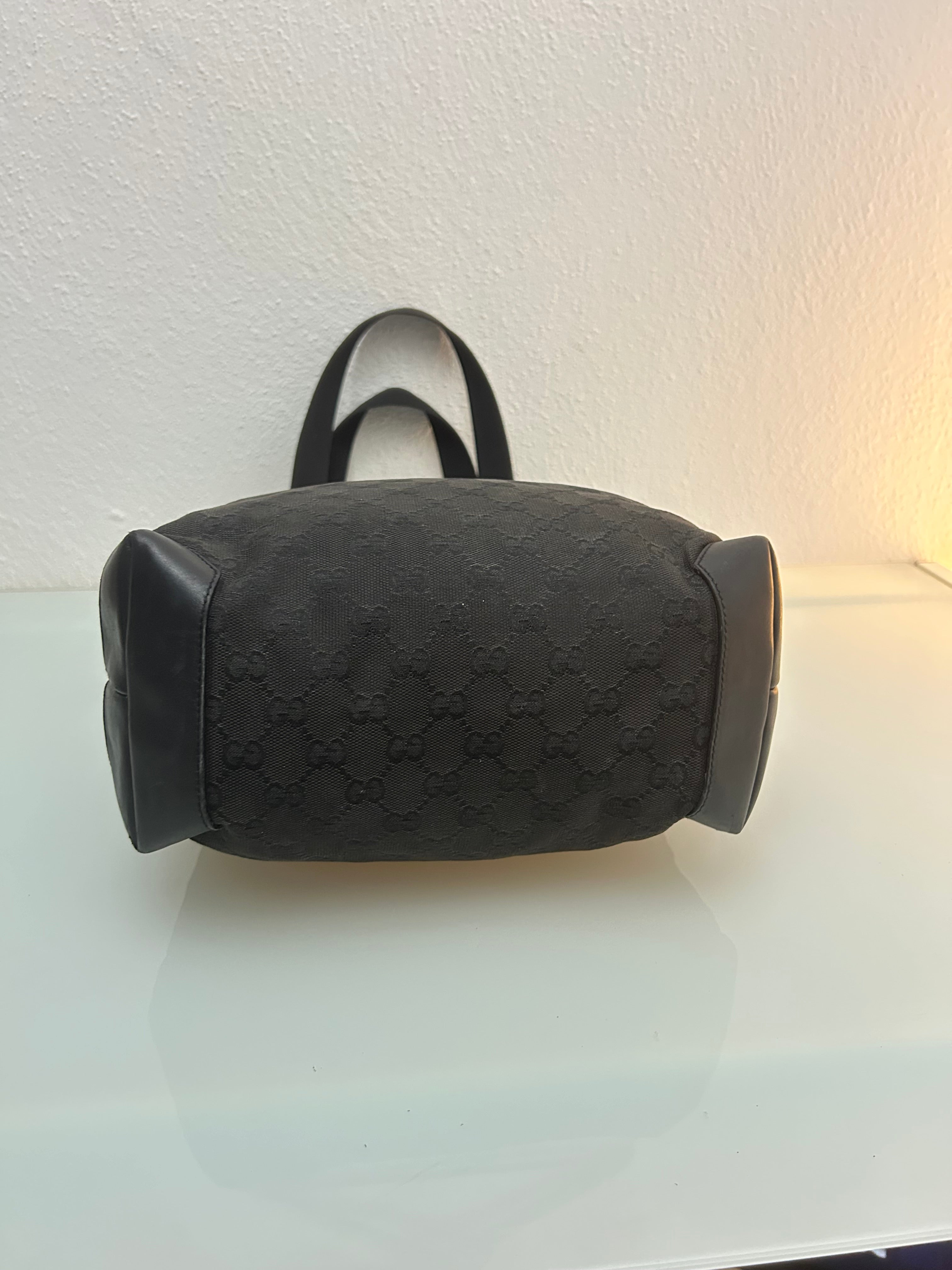 Gucci Black Shoulder Bag