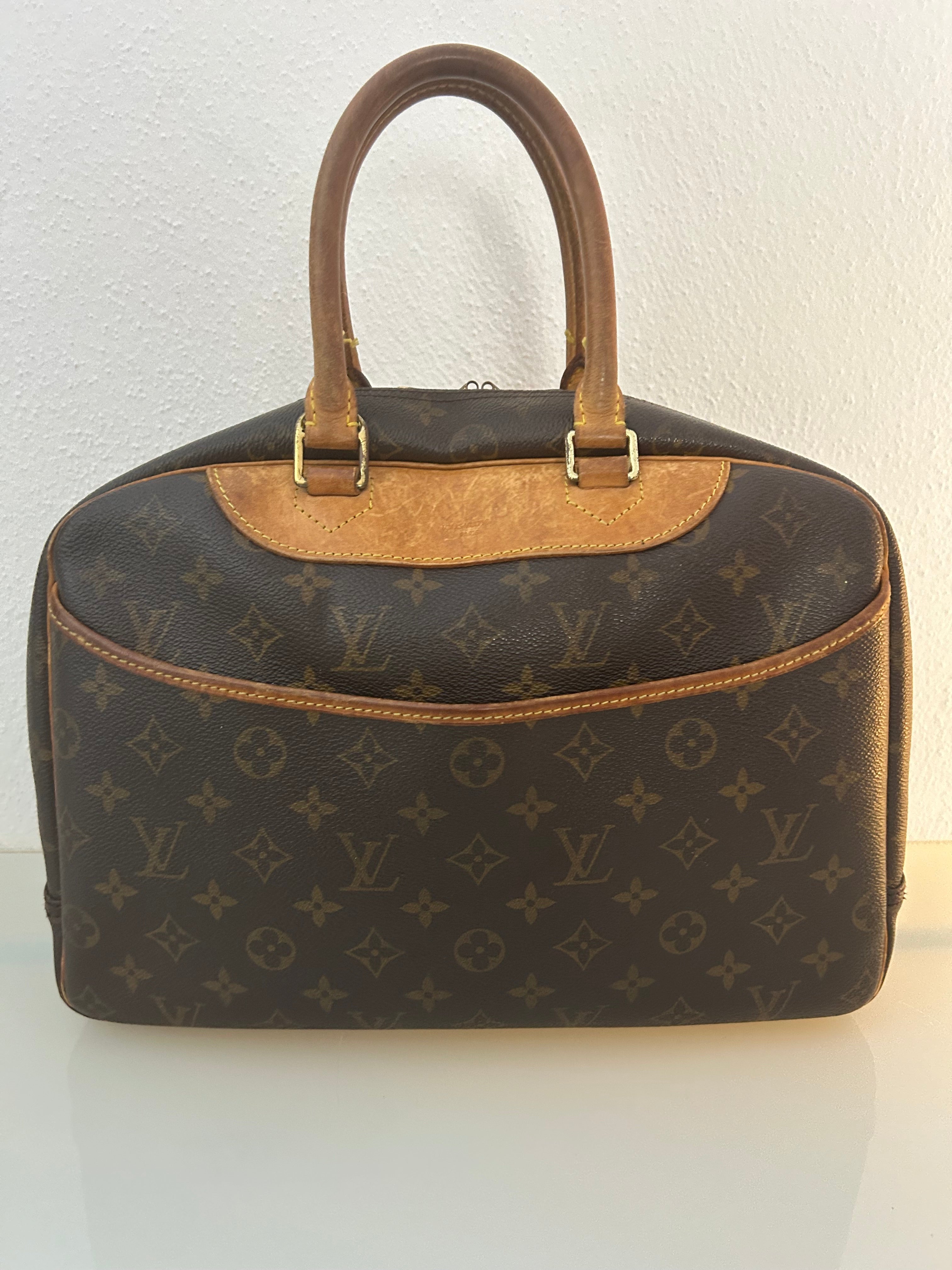 Louis Vuitton Deauville