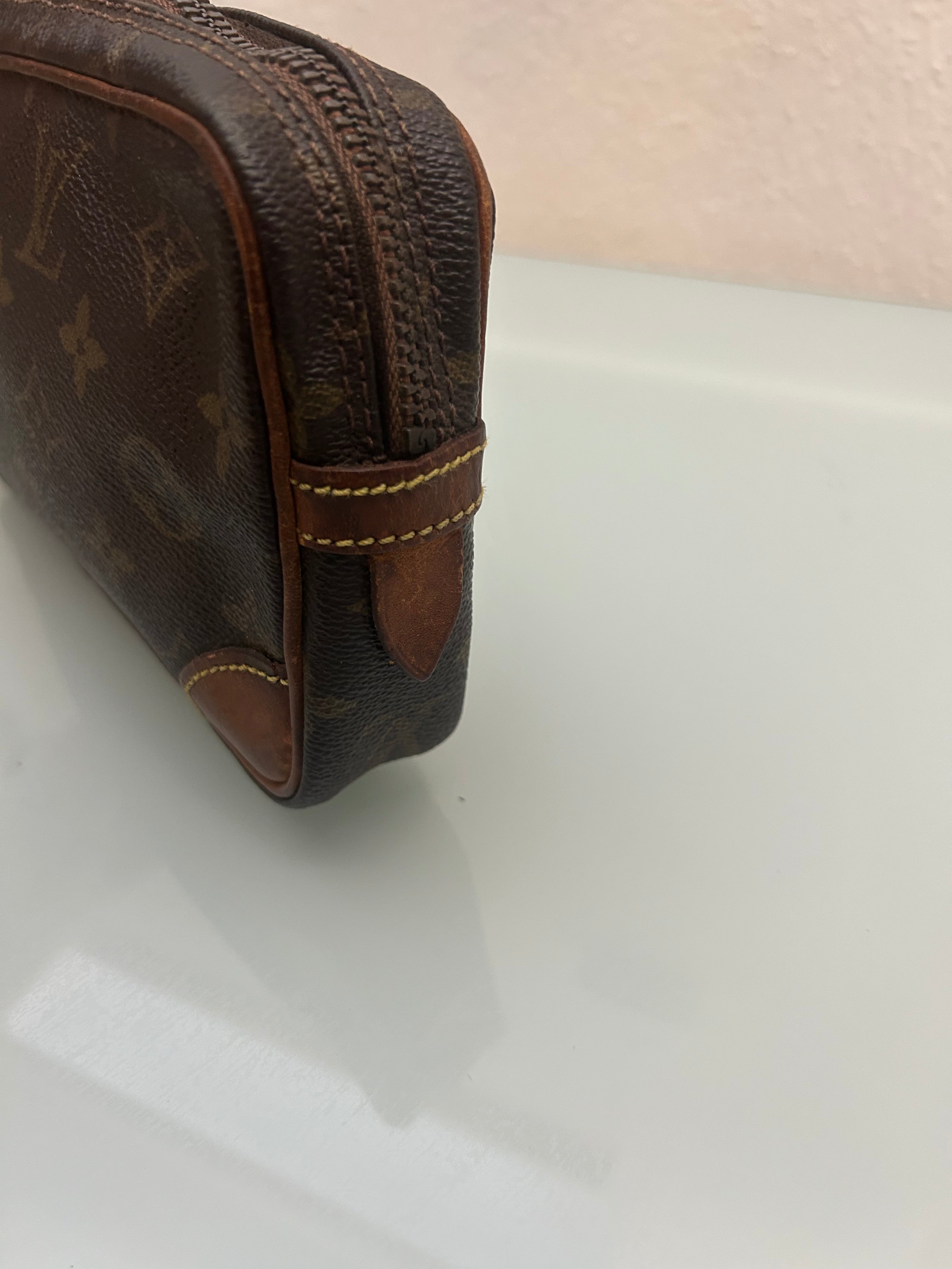 Louis Vuitton Clutch