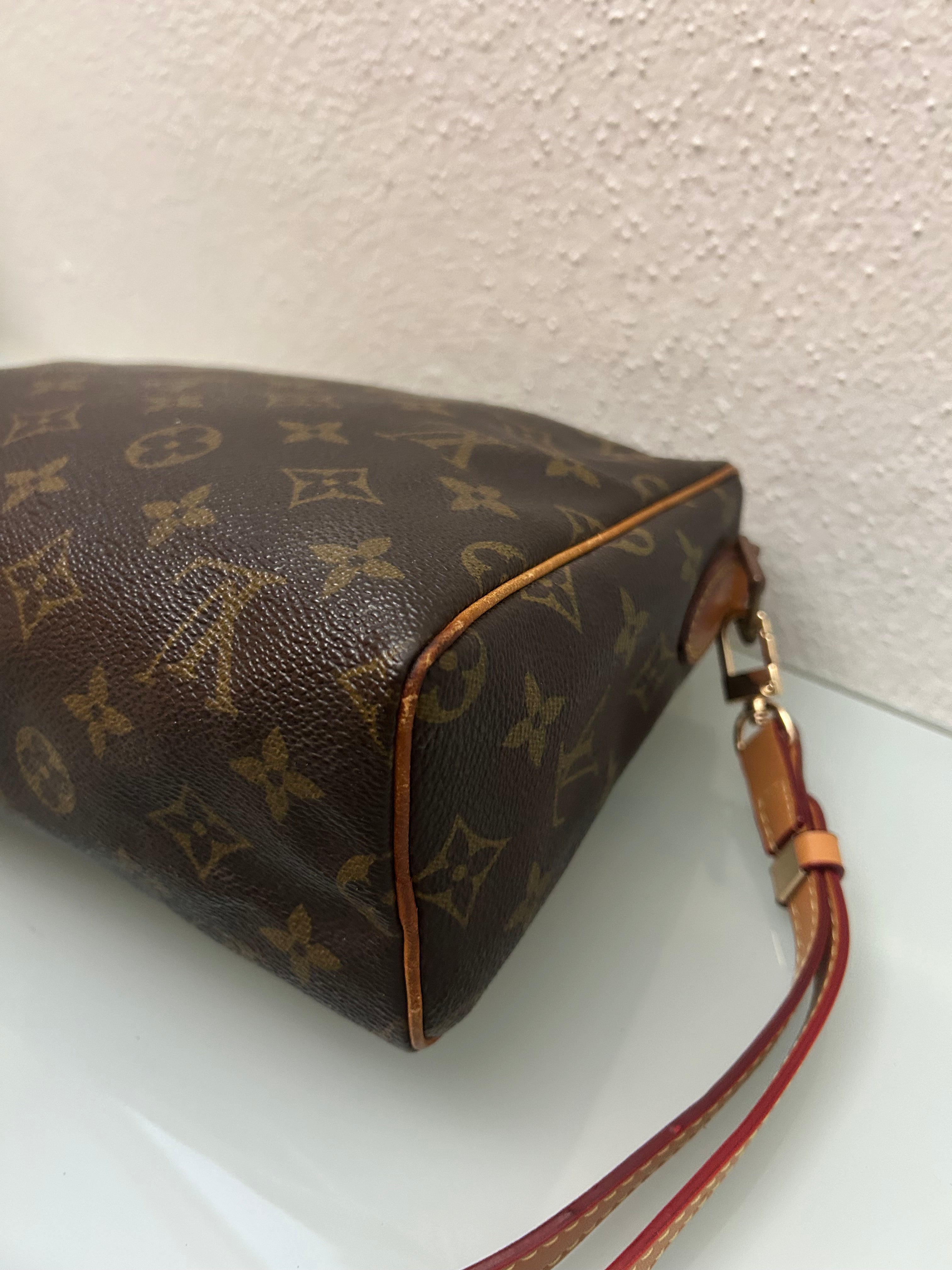 Louis Vuitton Trotteur