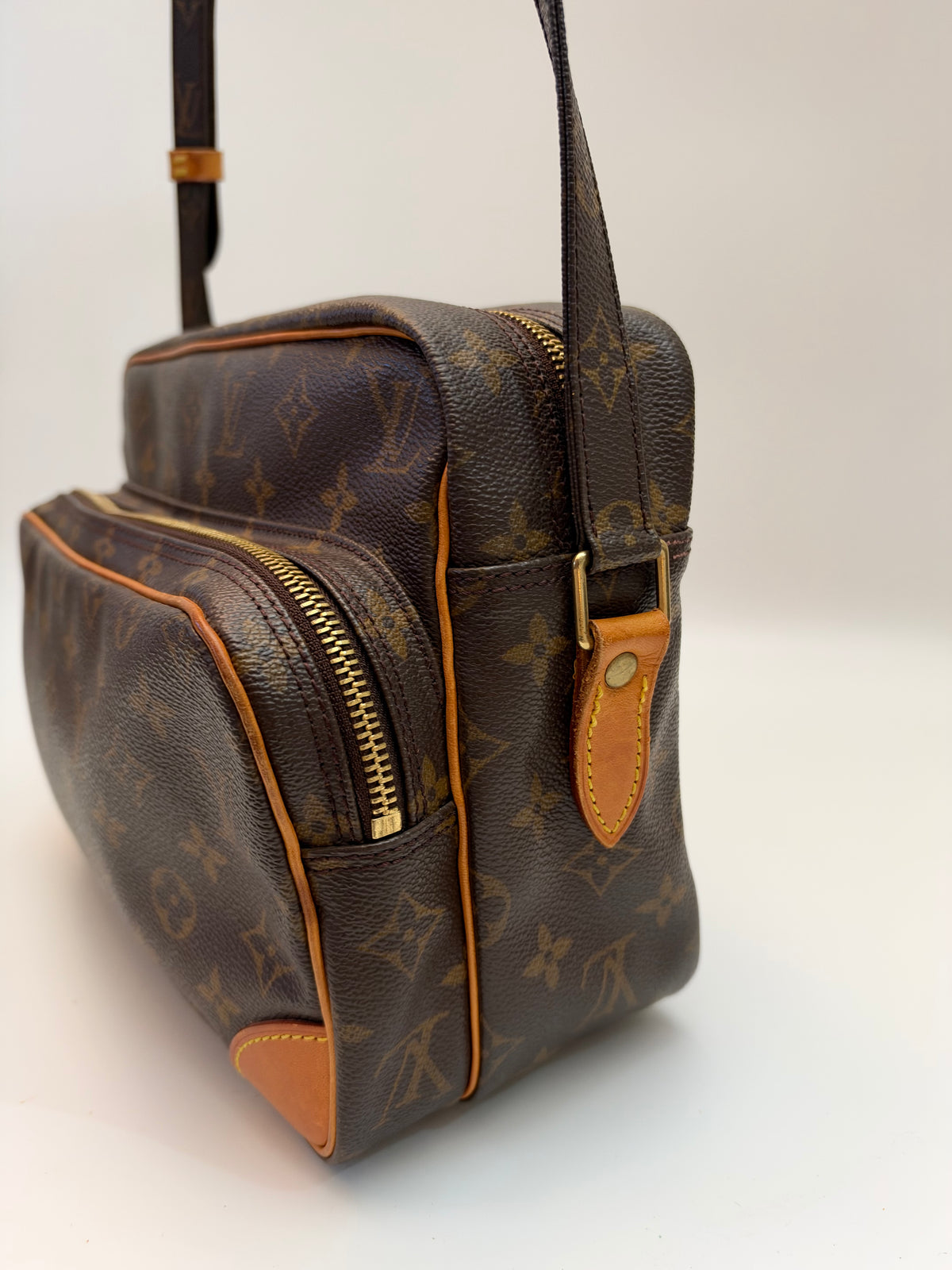Louis Vuitton Nile