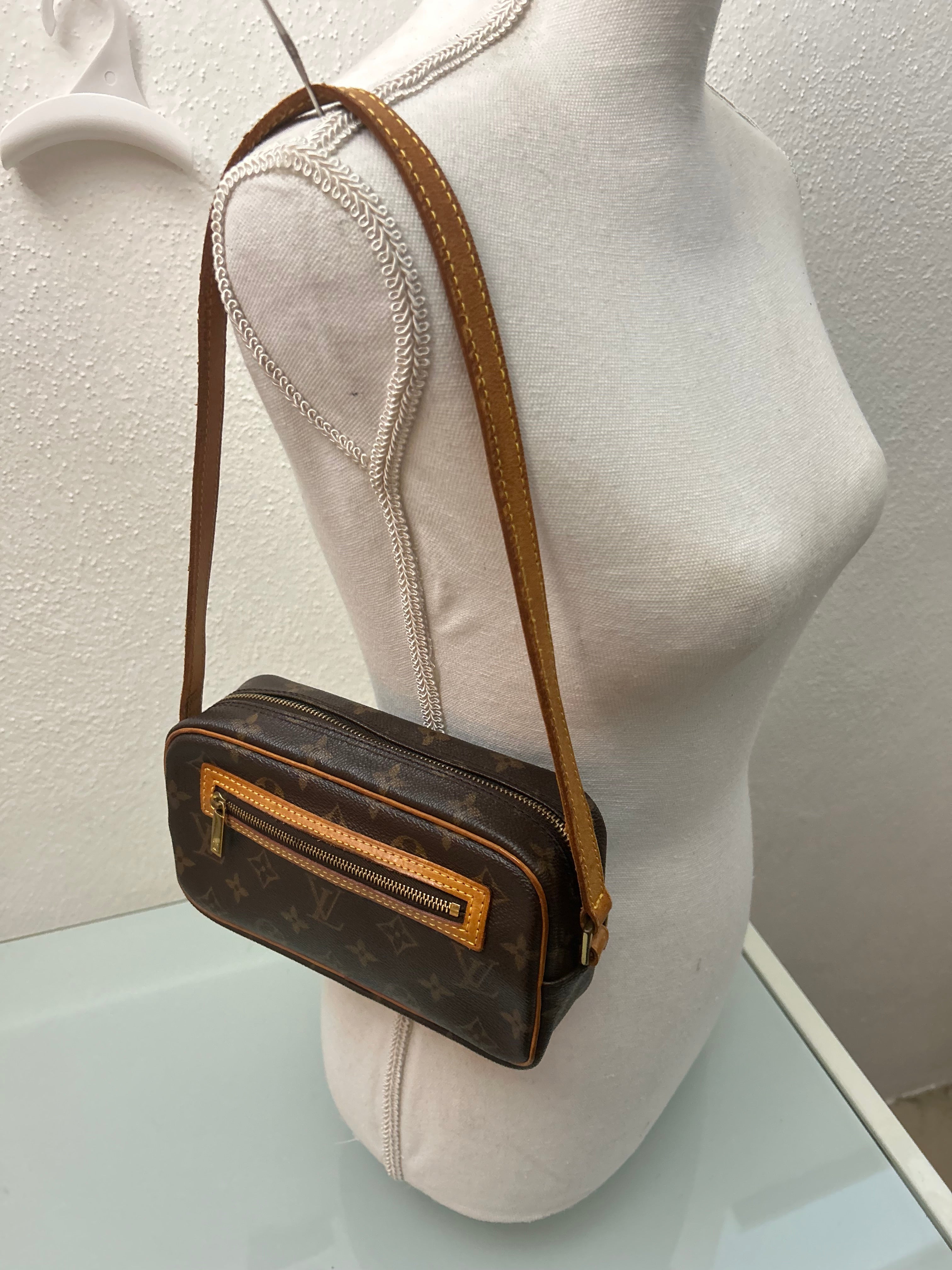 Louis Vuitton Skuldertaske