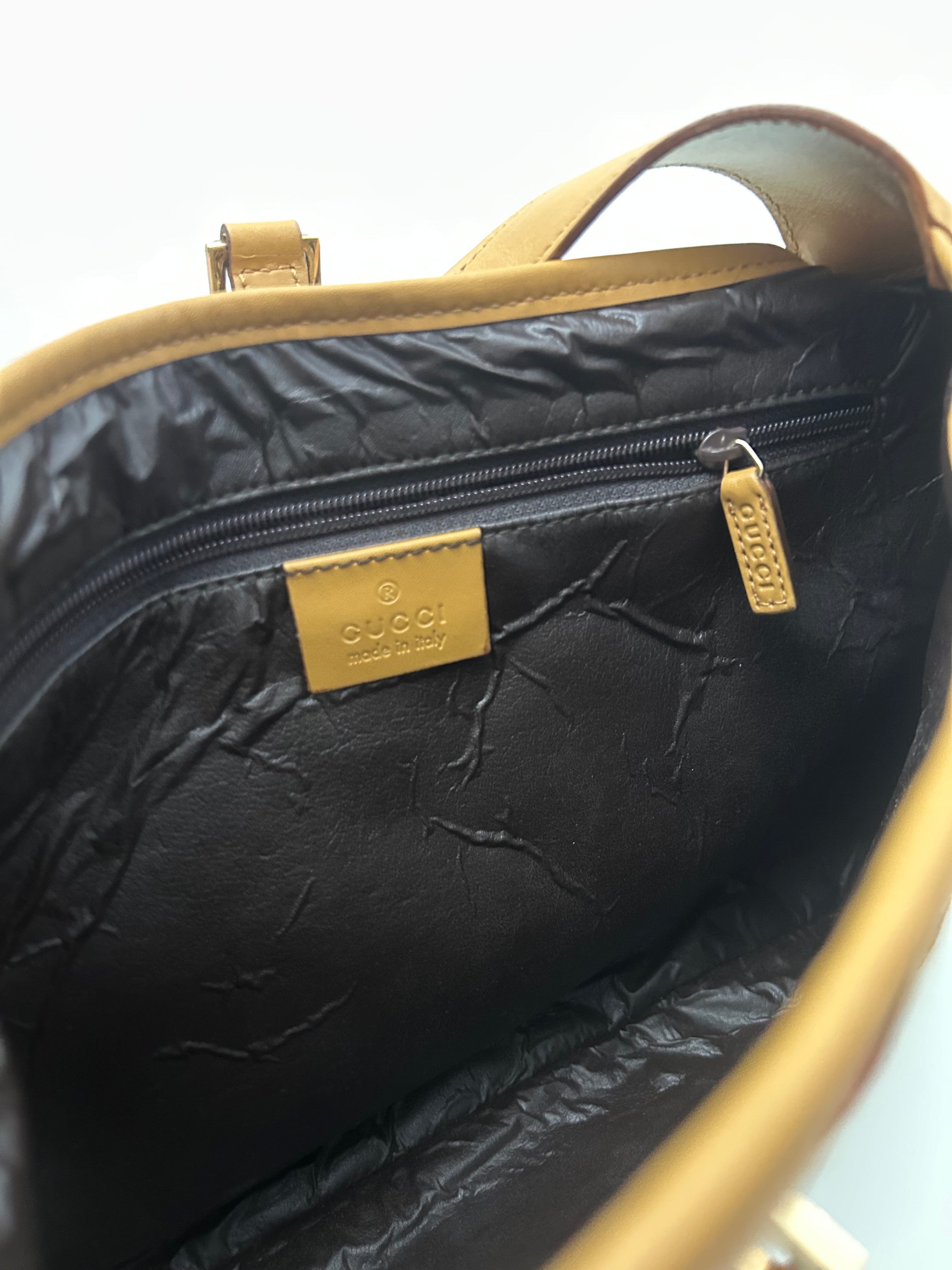 Gucci Shoulder bag