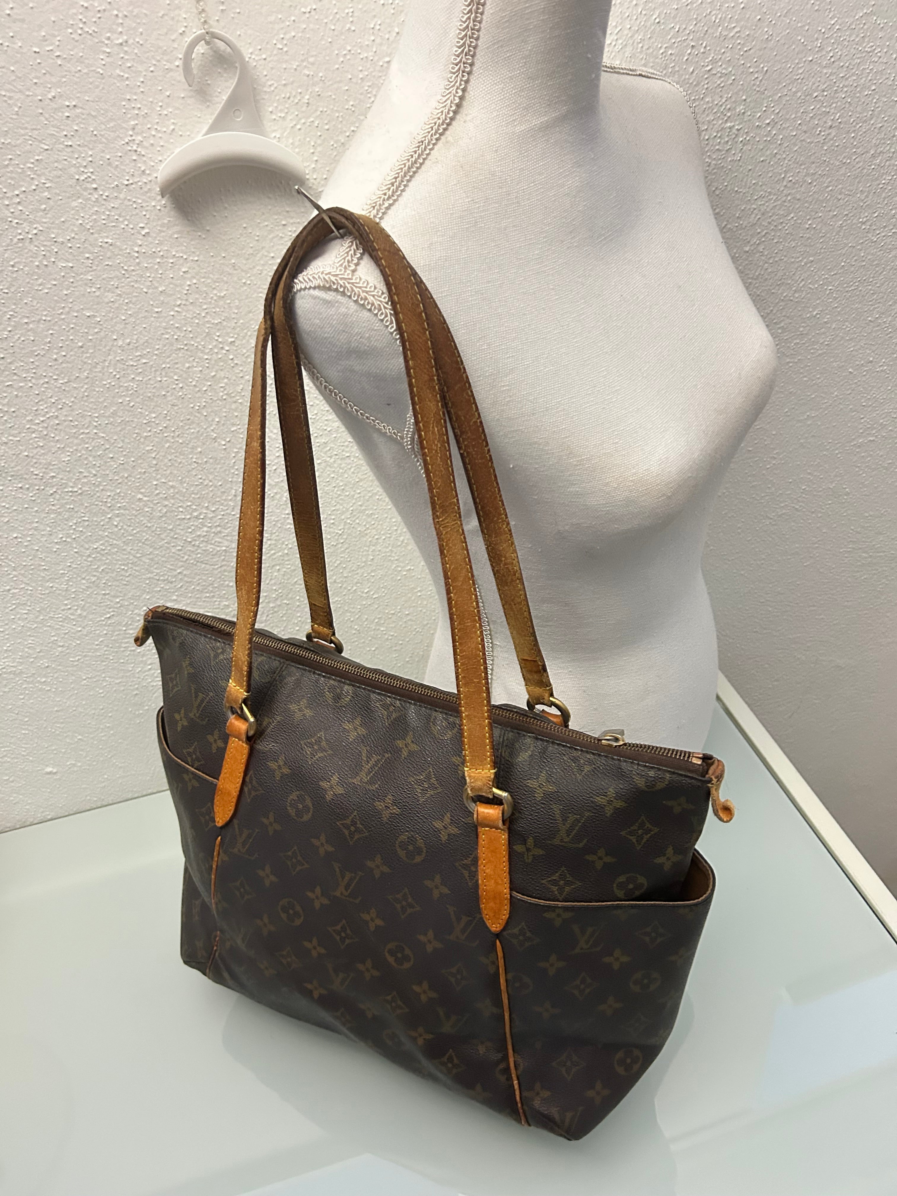 Louis Vuitton Neverfull
