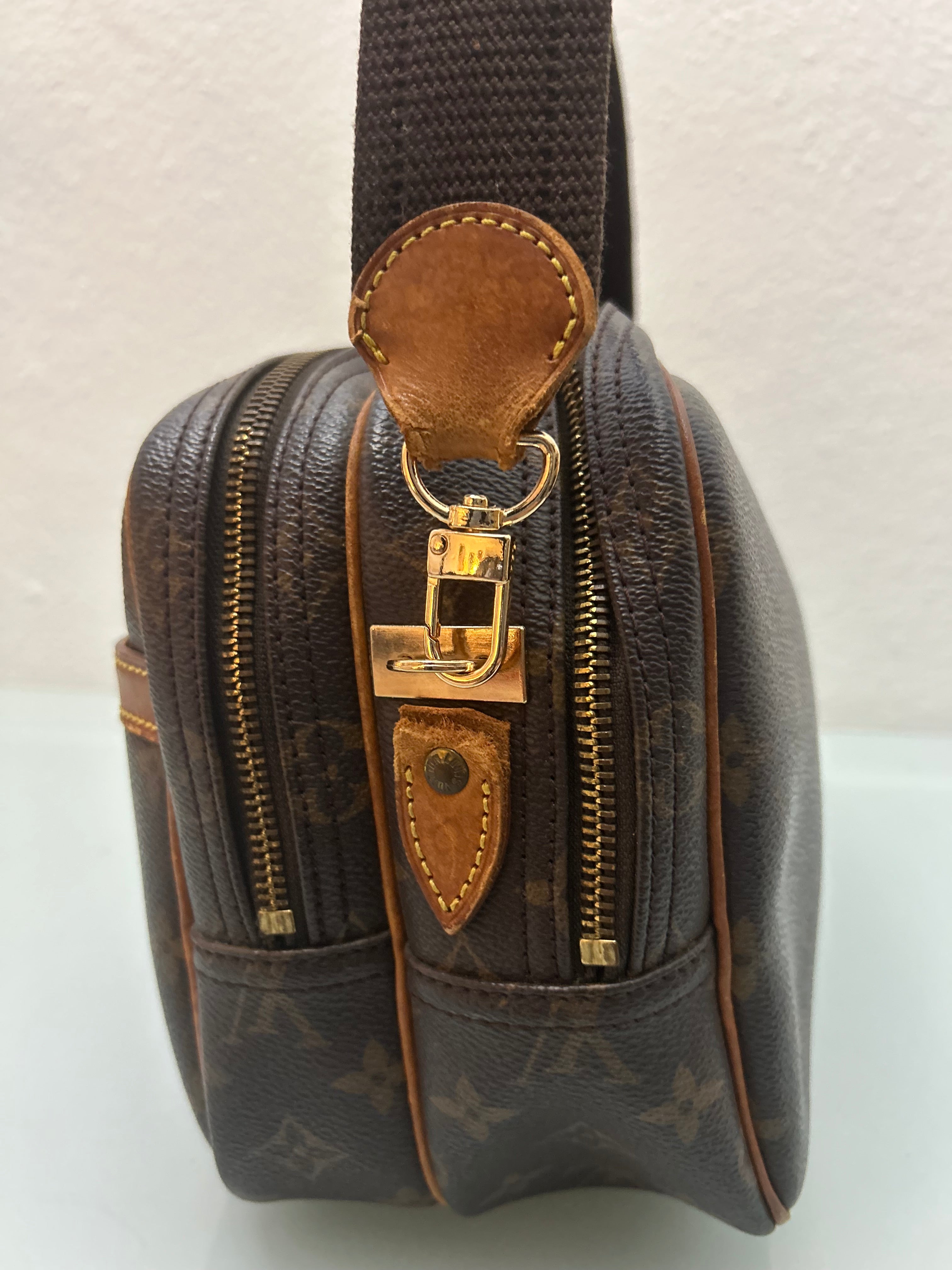 Louis Vuitton Reporter