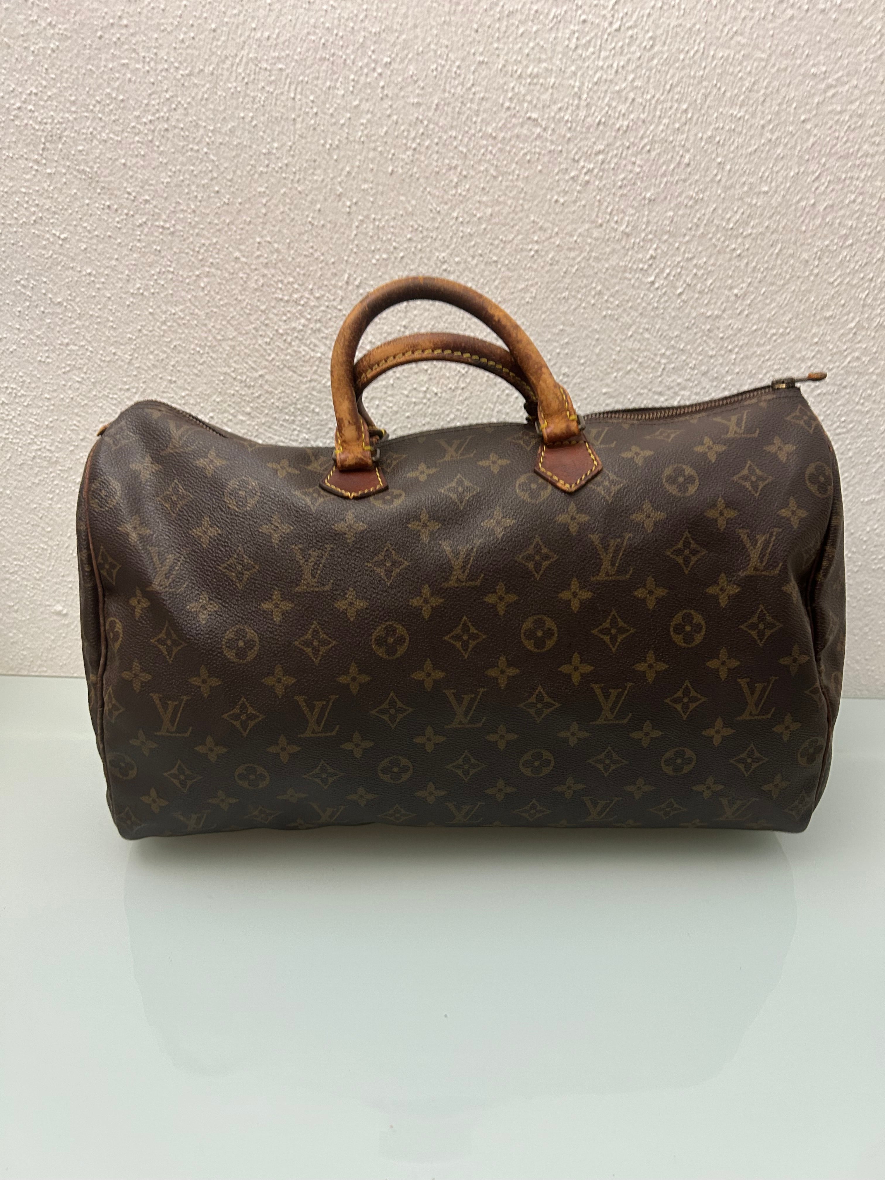 Louis Vuitton Speedy 40