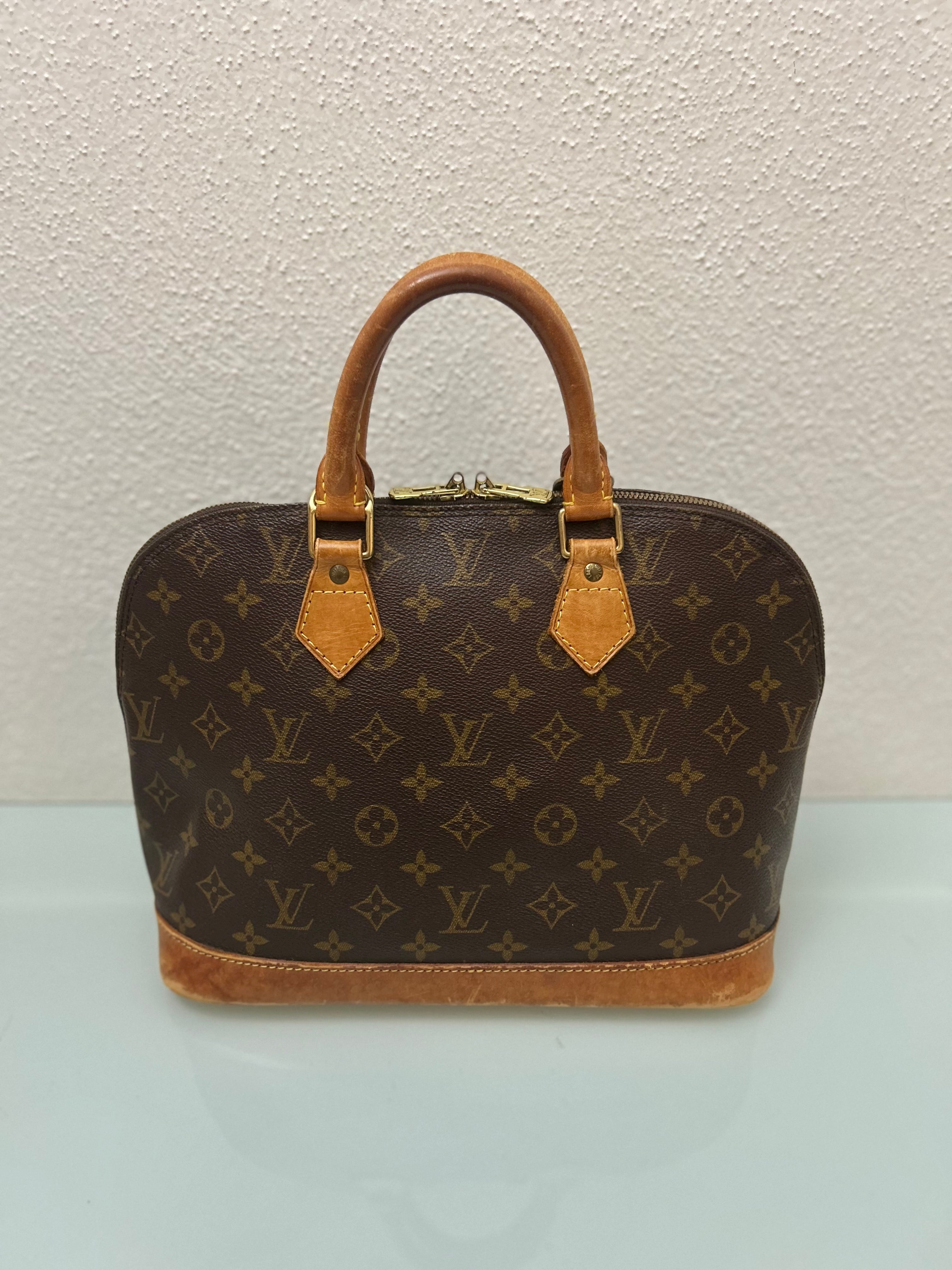 Louis Vuitton Alma