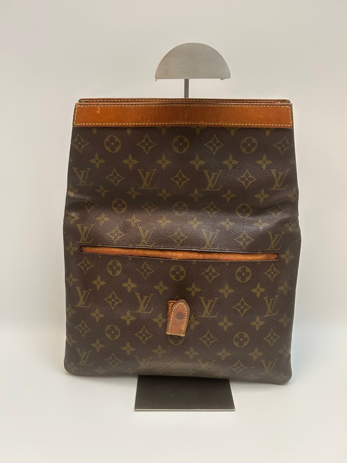 Louis Vuitton Clutch