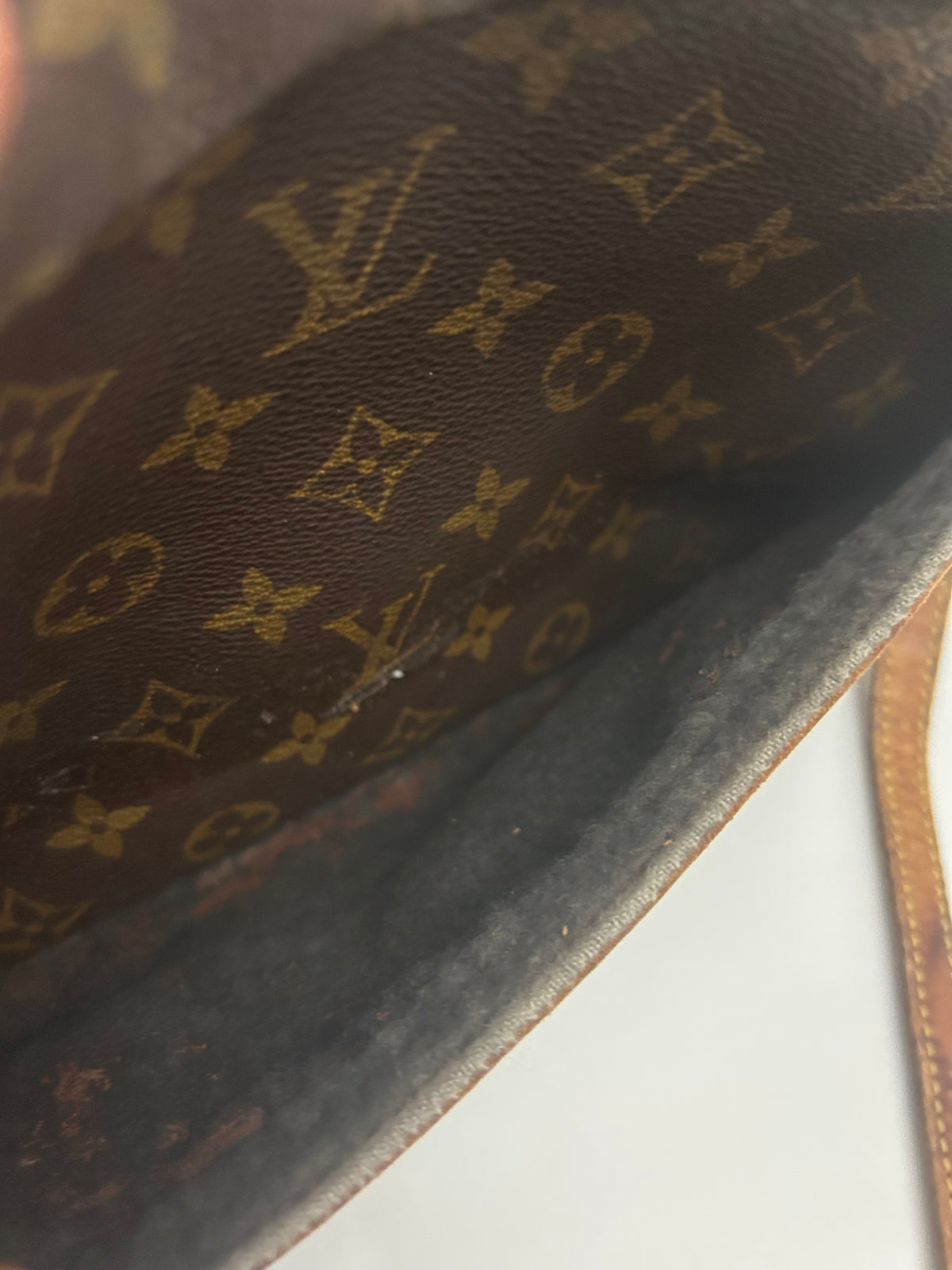 Louis Vuitton Trocadéro MM