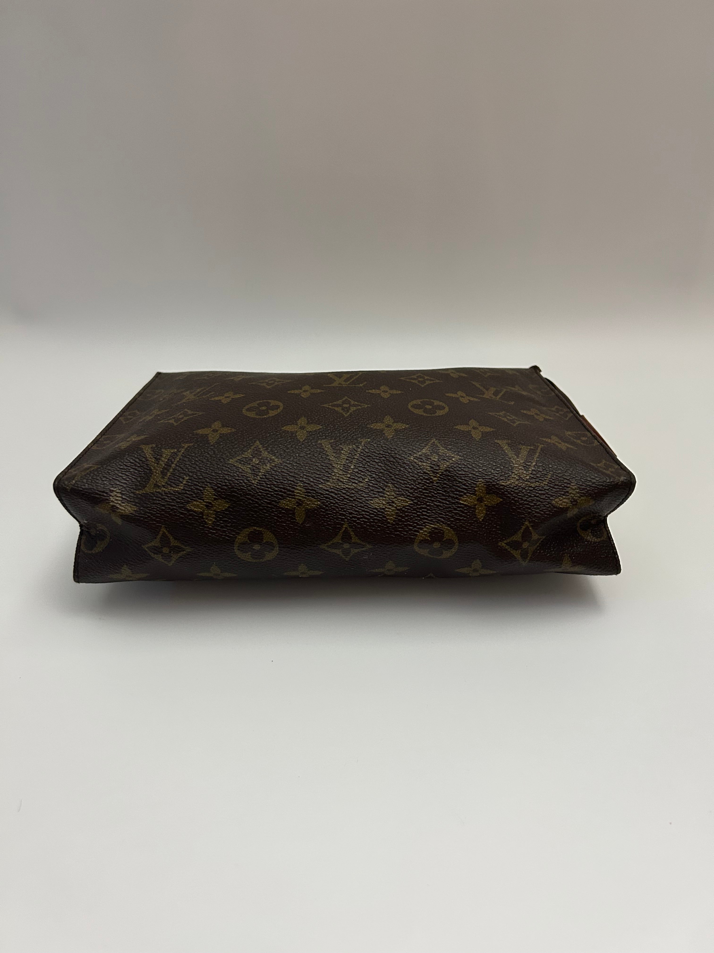 Louis Vuitton Clutch