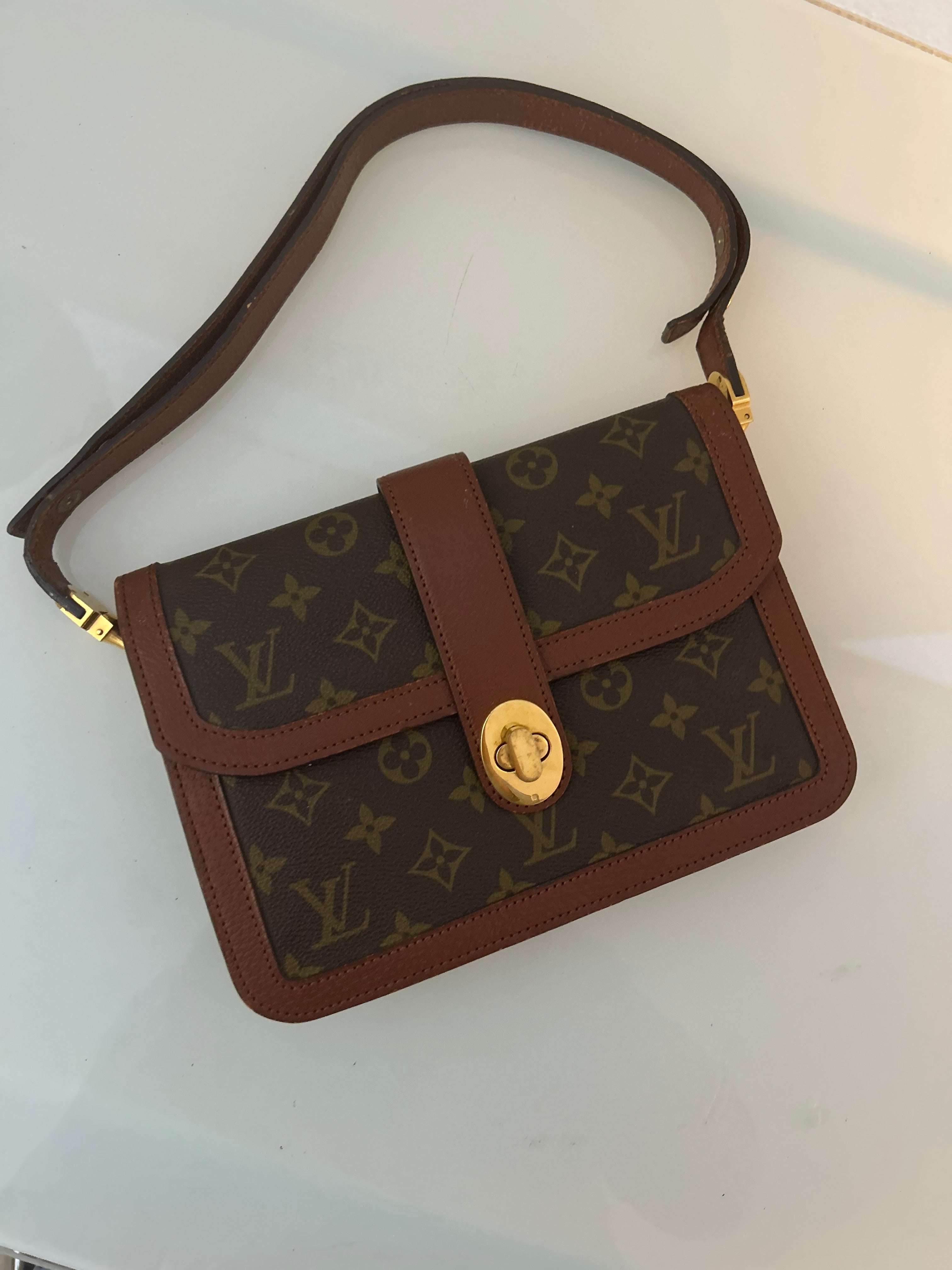 Louis Vuitton Dauphine
