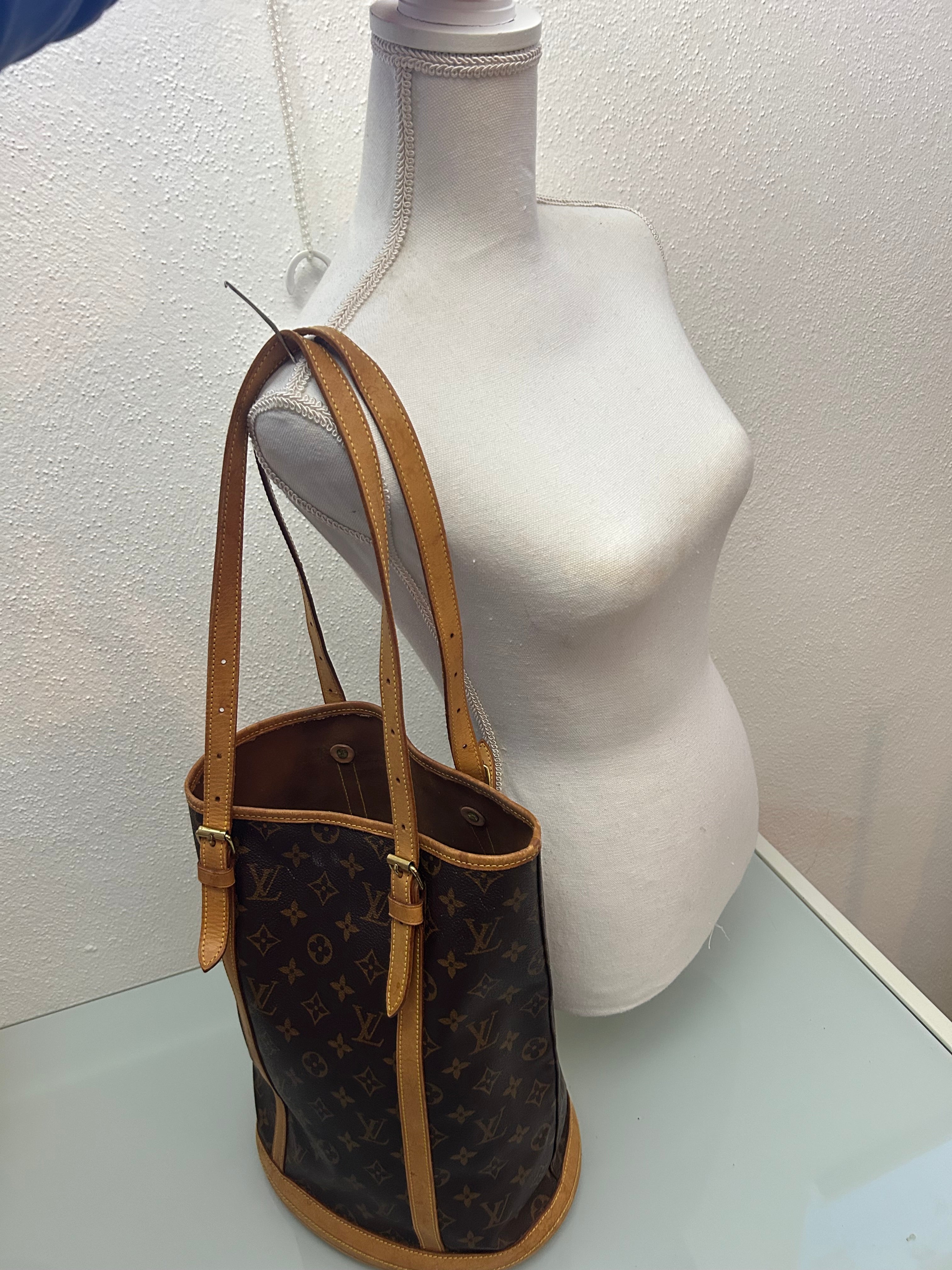 Louis Vuitton Marais Bucket