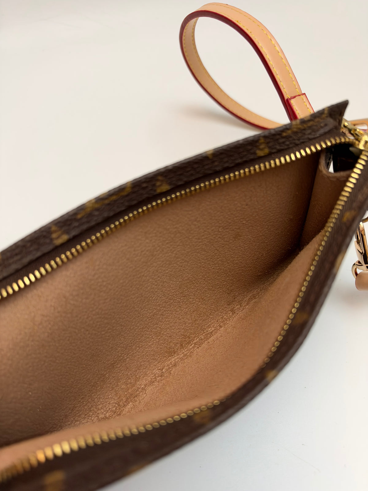Louis Vuitton Pochette