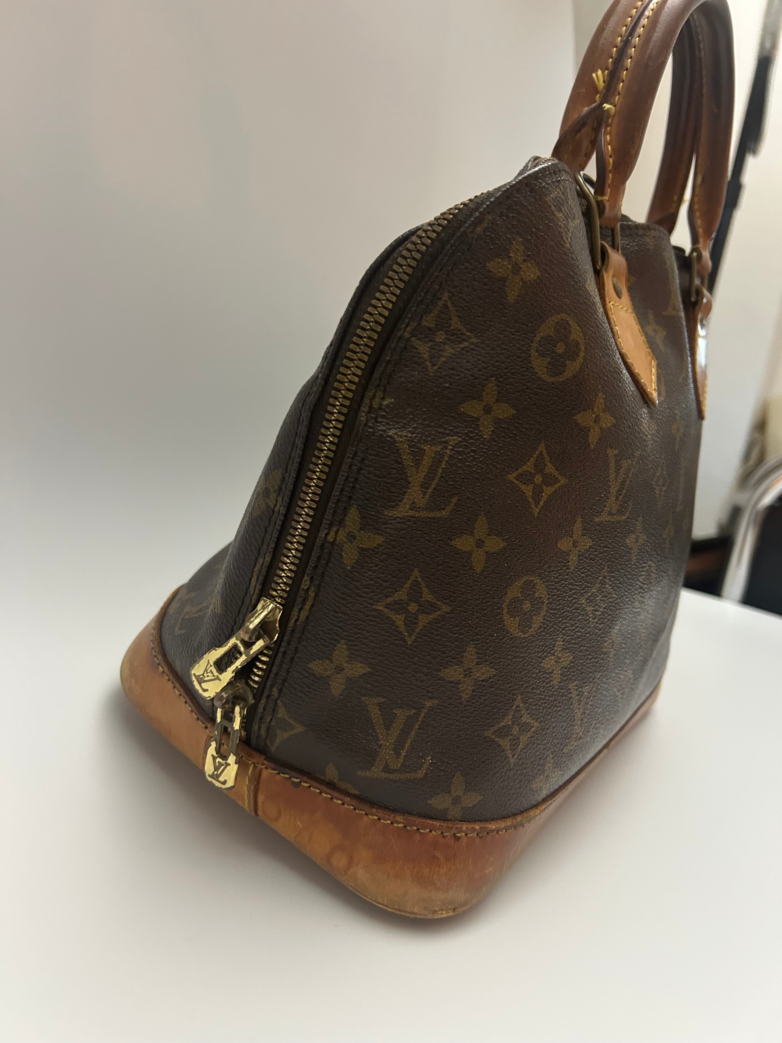 Louis Vuitton Alma