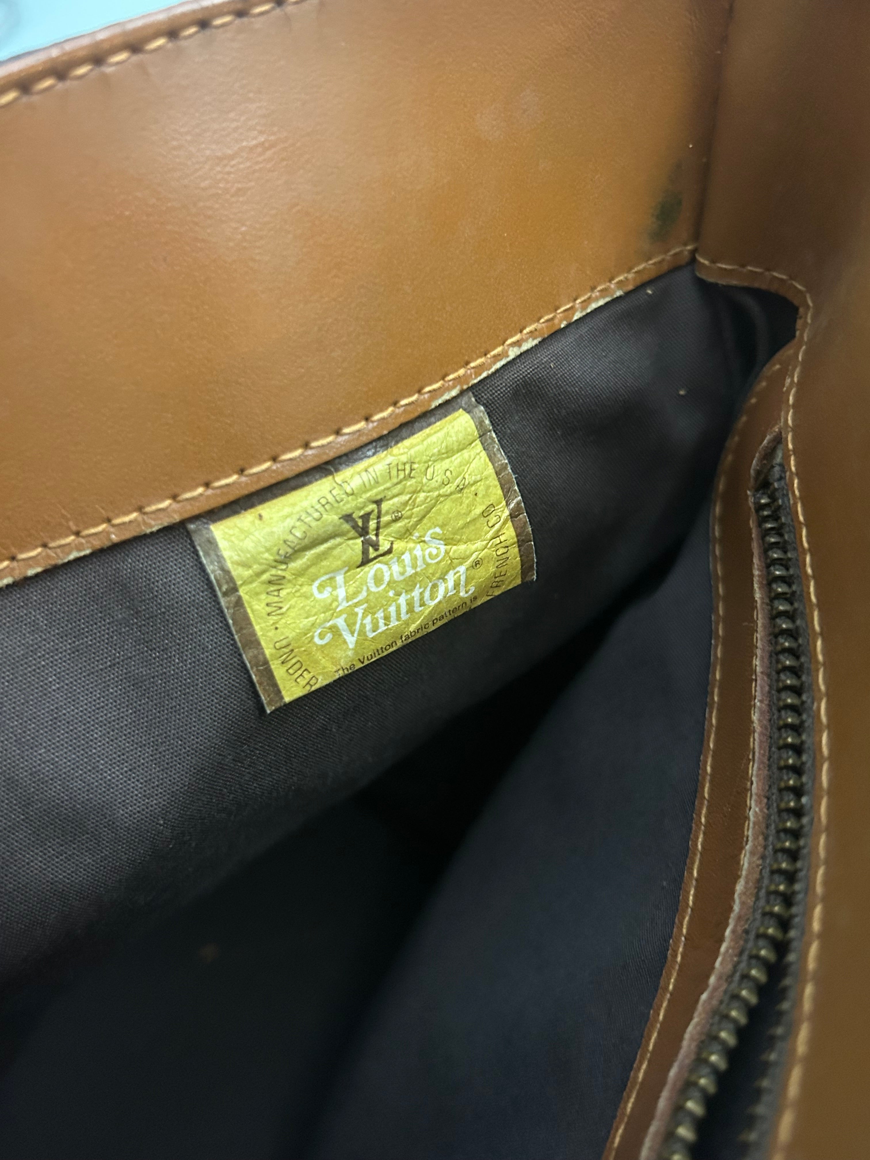 Louis Vuitton Marais Bucket