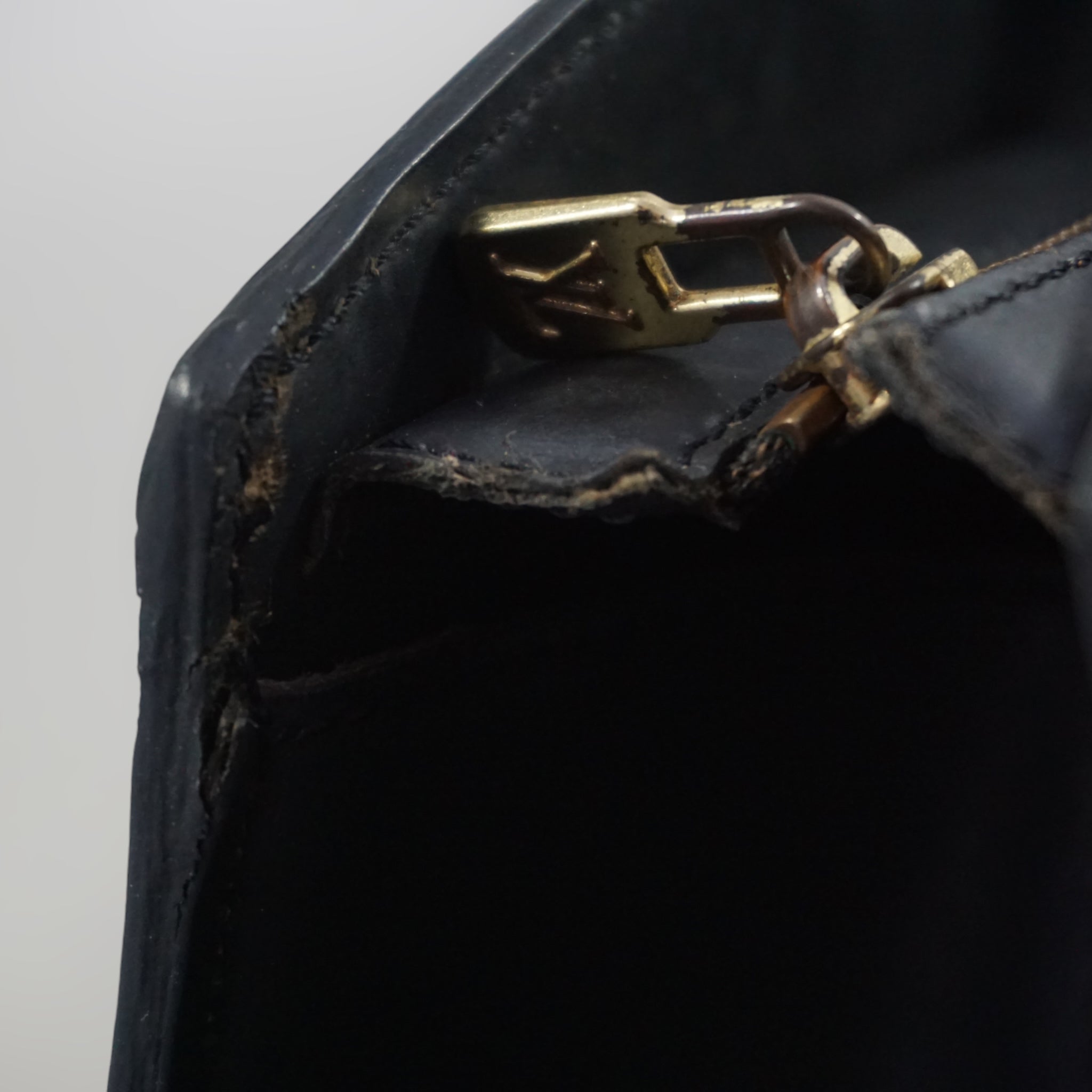 Louis Vuitton Black Riviera