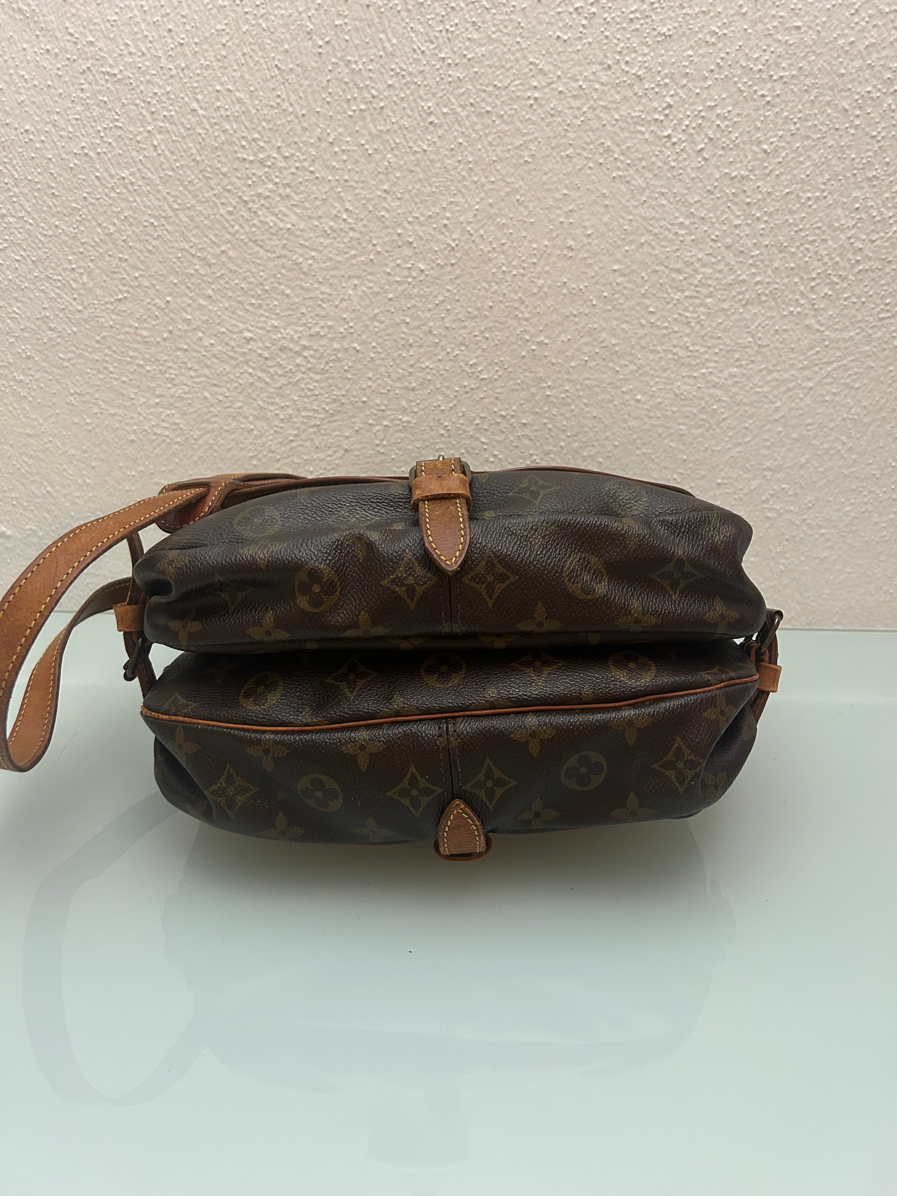 Louis Vuitton Saumur PM