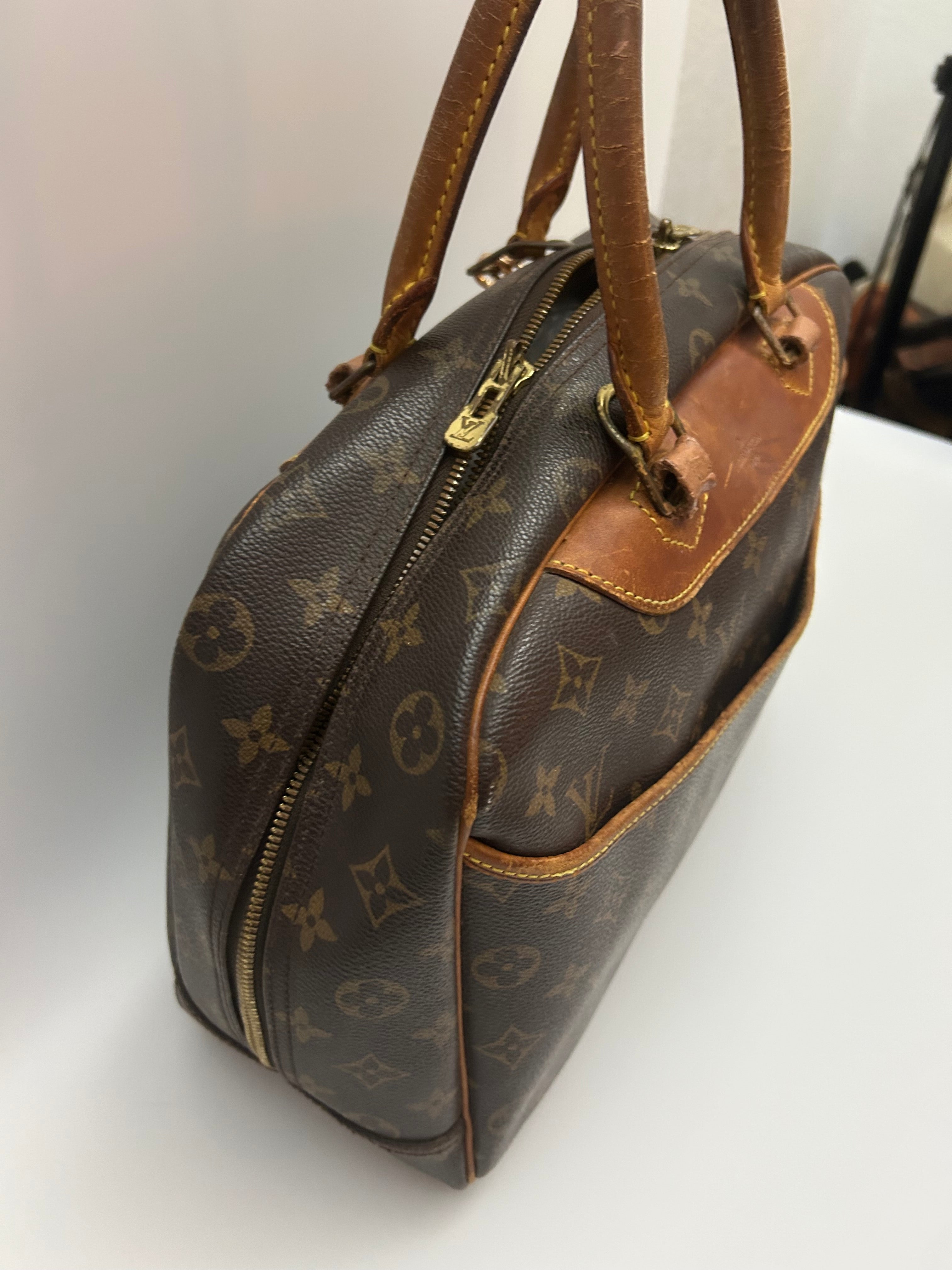 Louis Vuitton Deaudville