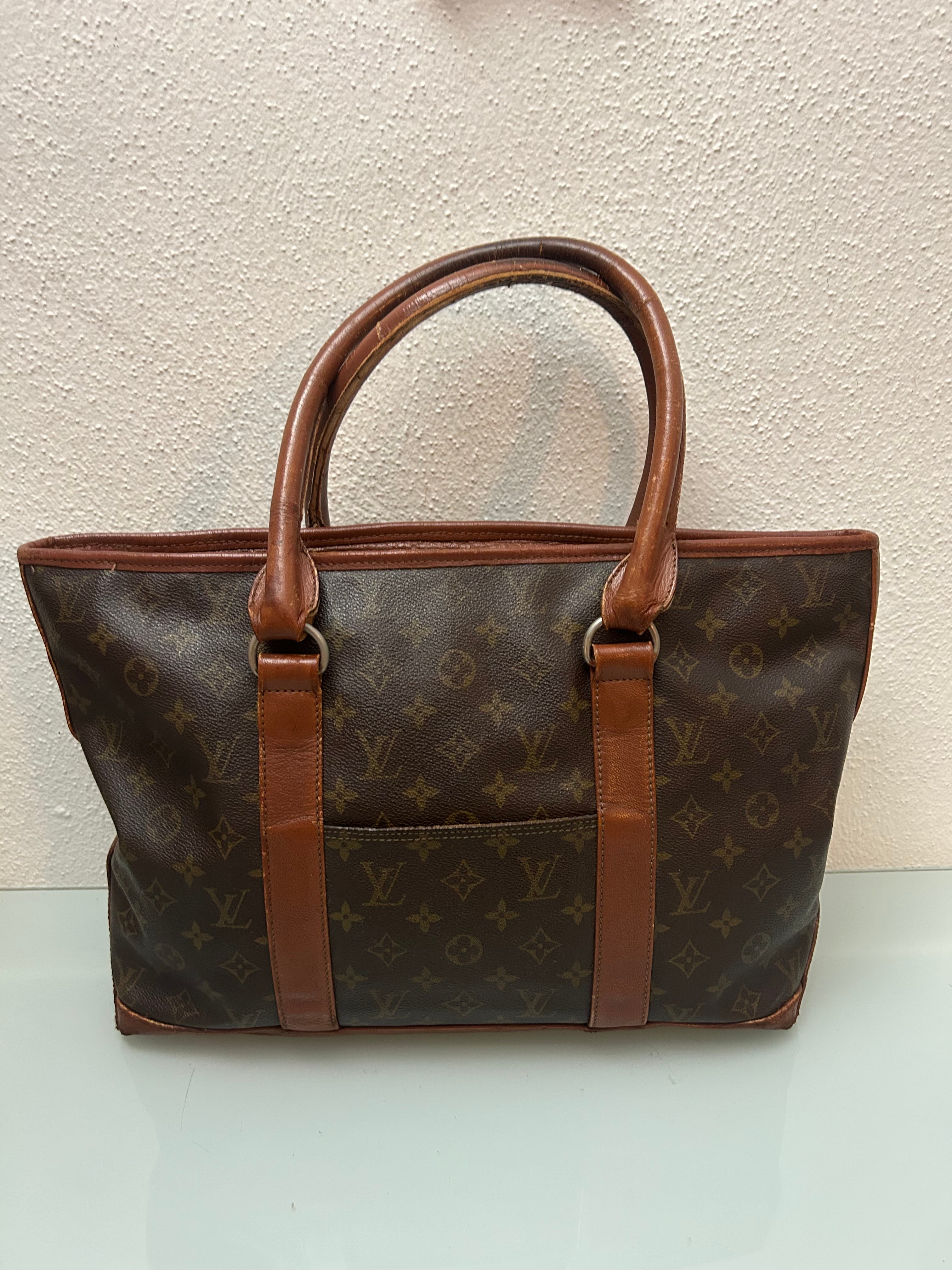 Louis Vuitton Weekend MM