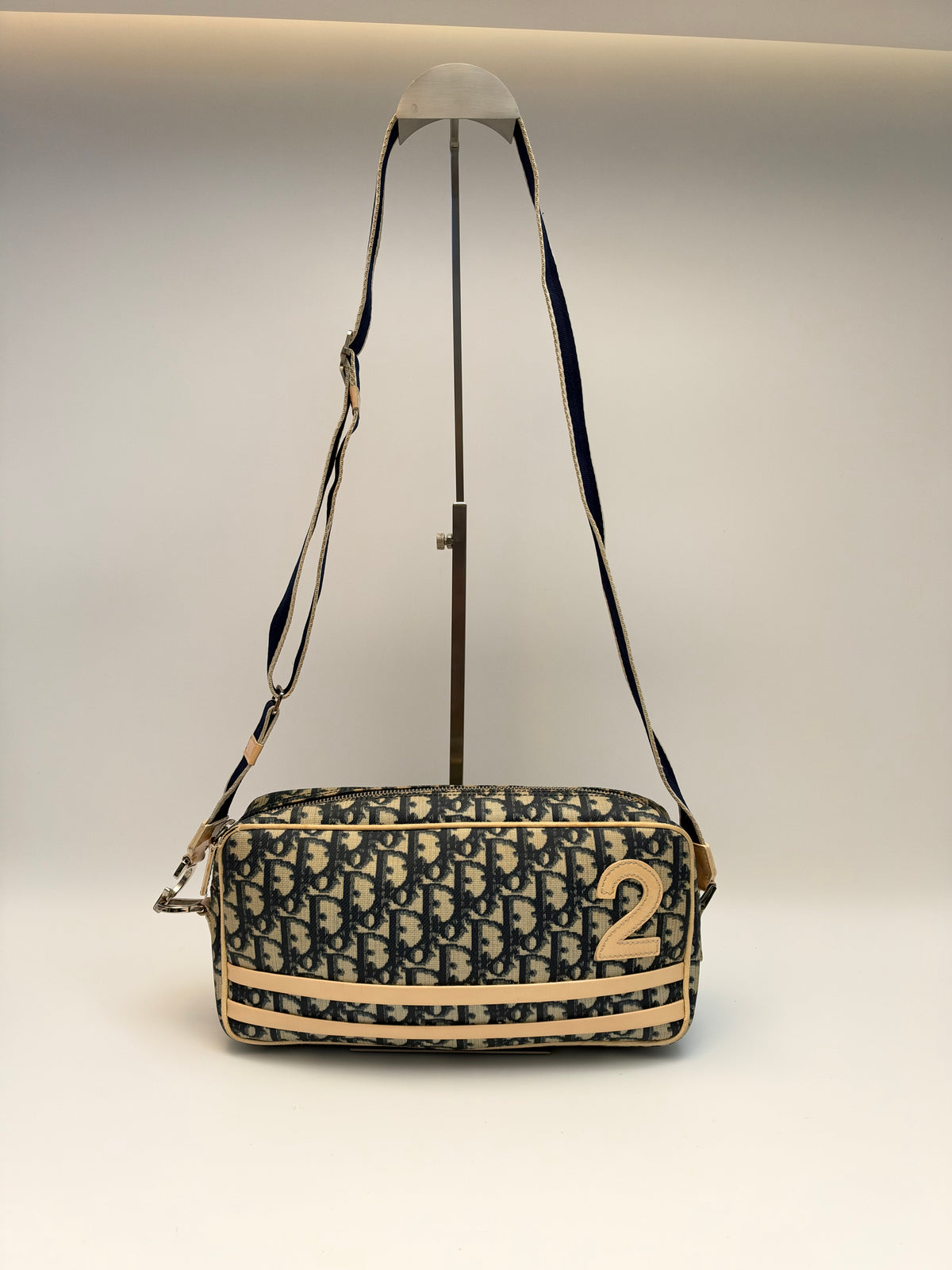 Christian Dior Trotter