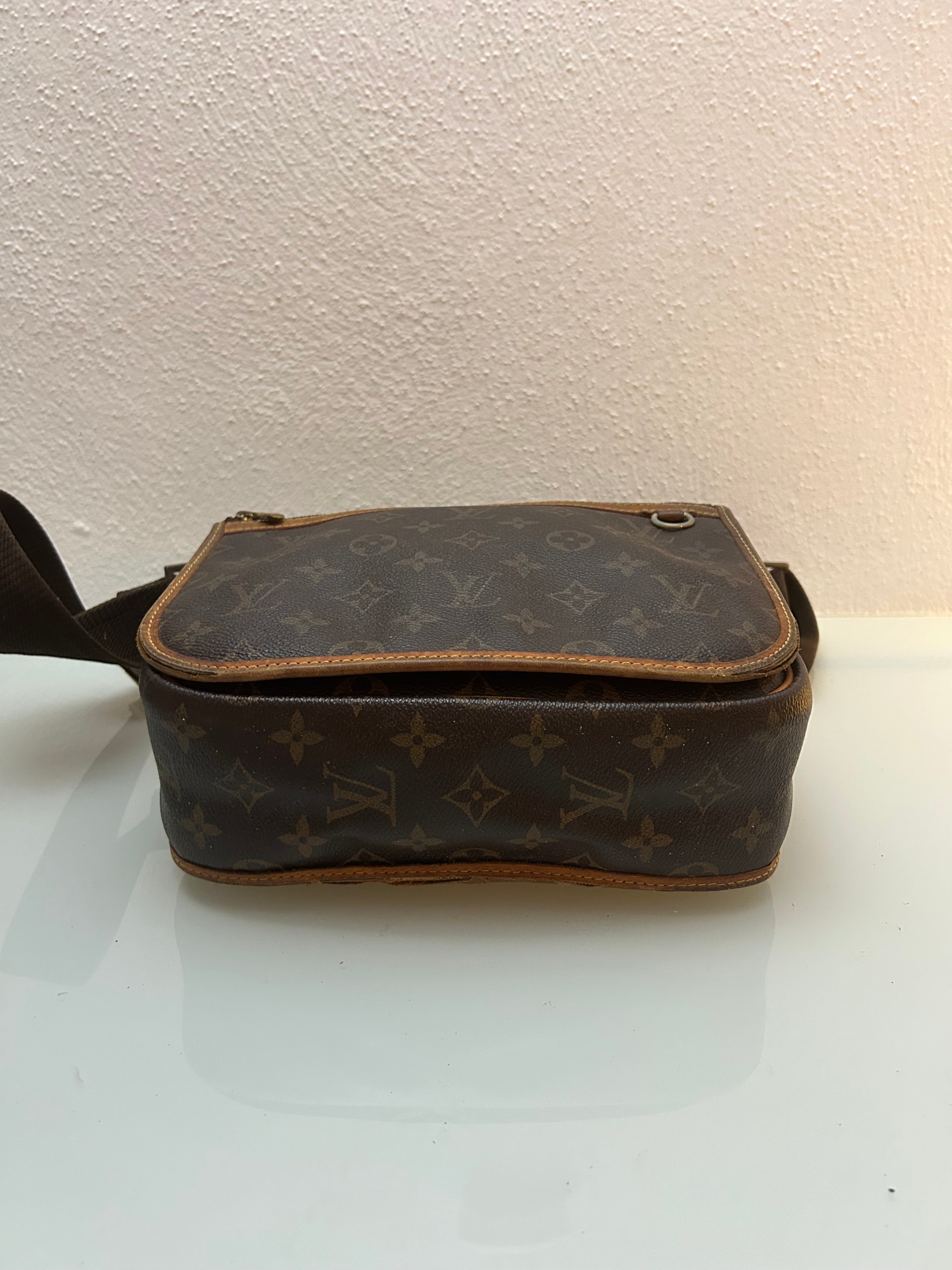 Louis Vuitton Bosphore