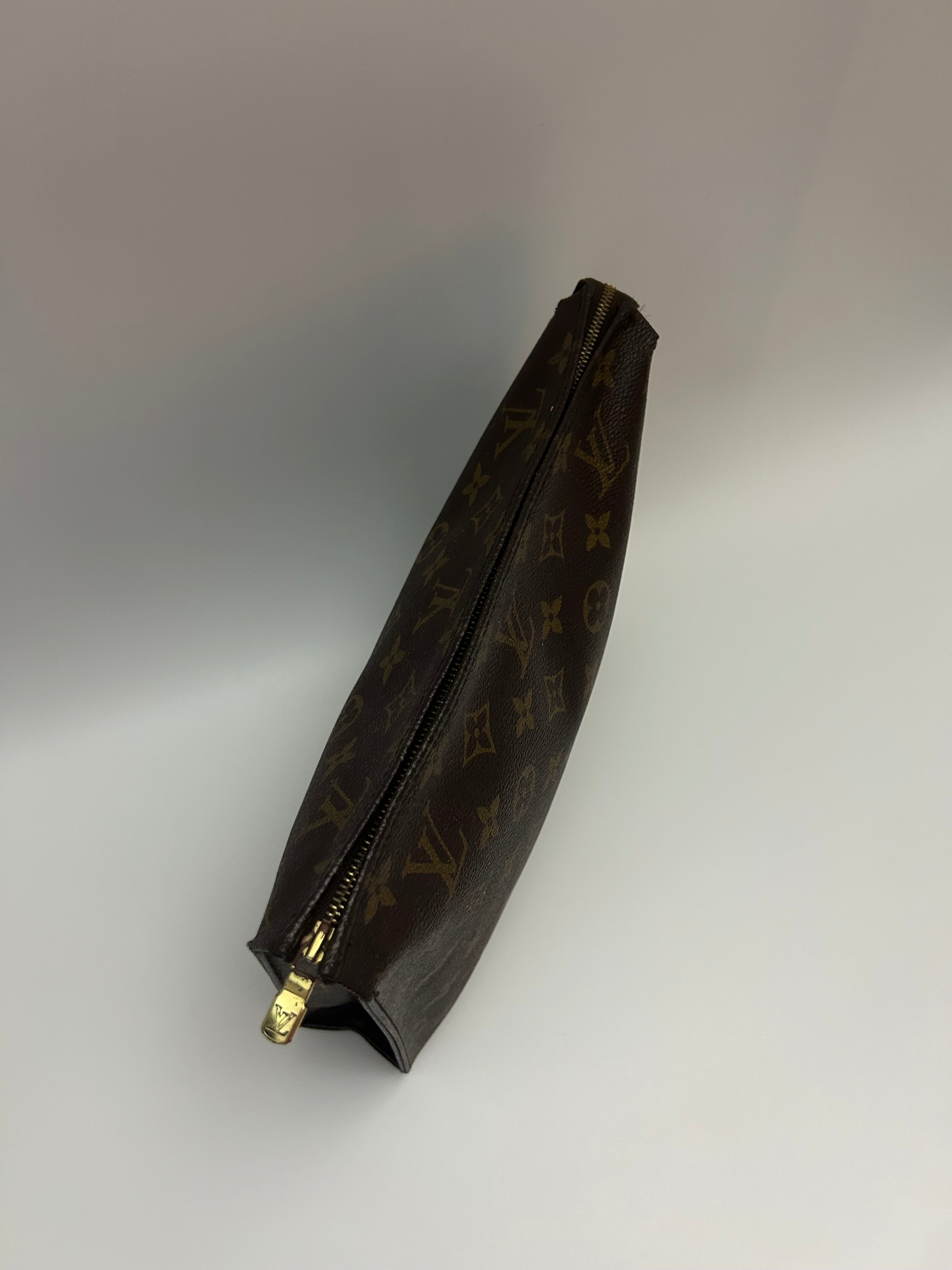 Louis Vuitton Clutch