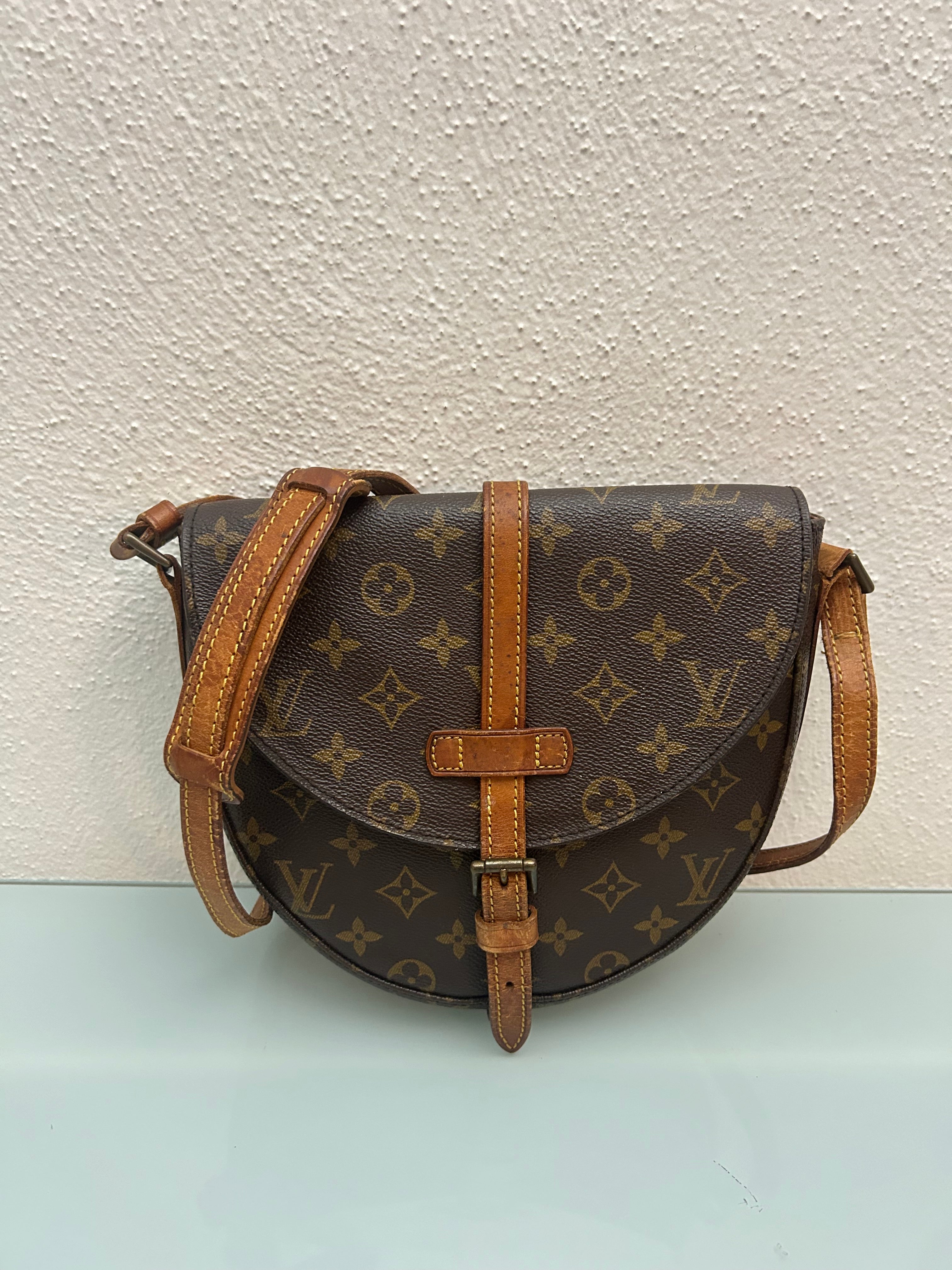 Louis Vuitton Chantilly