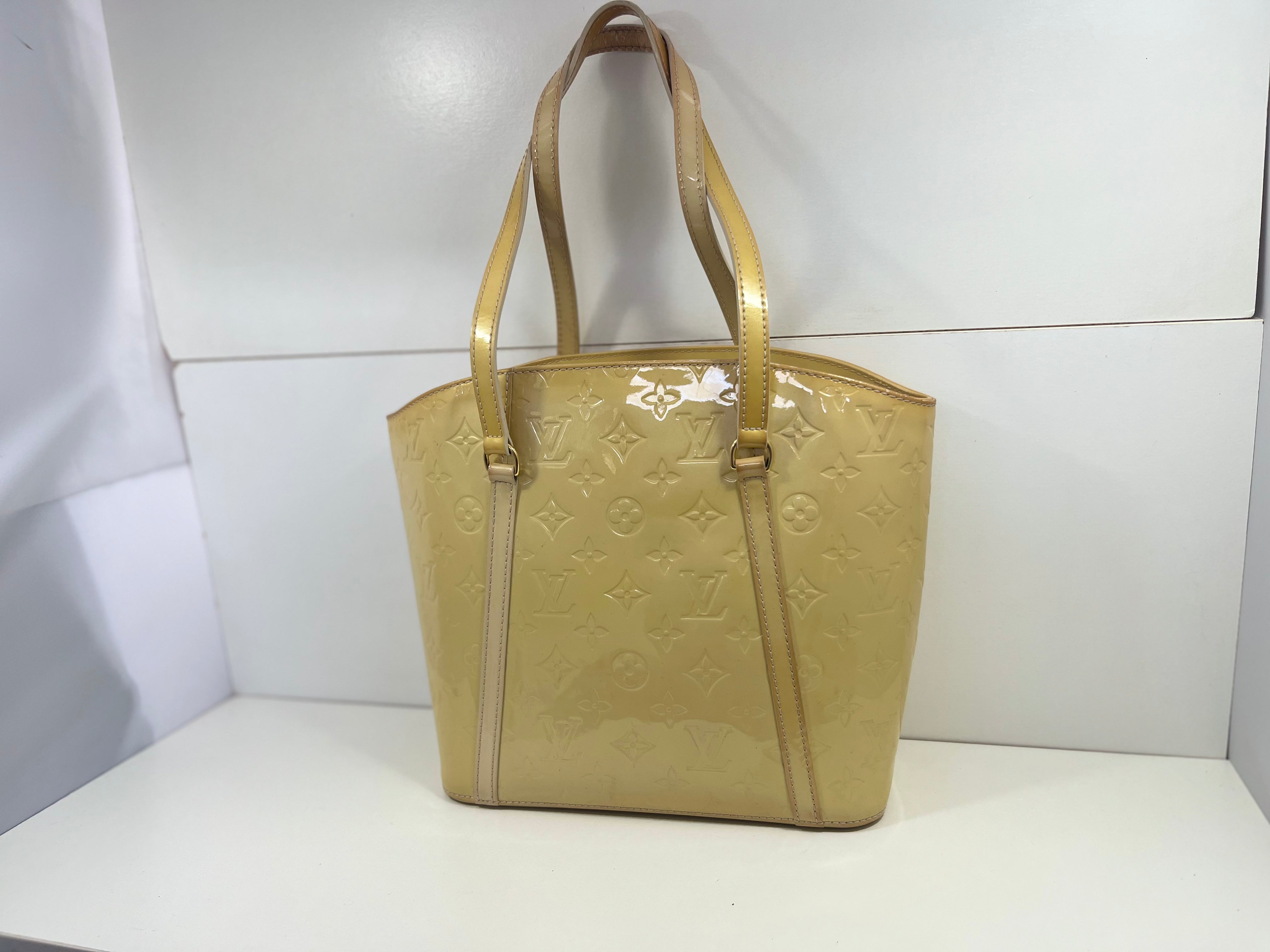 Louis Vuitton Vernis Bag