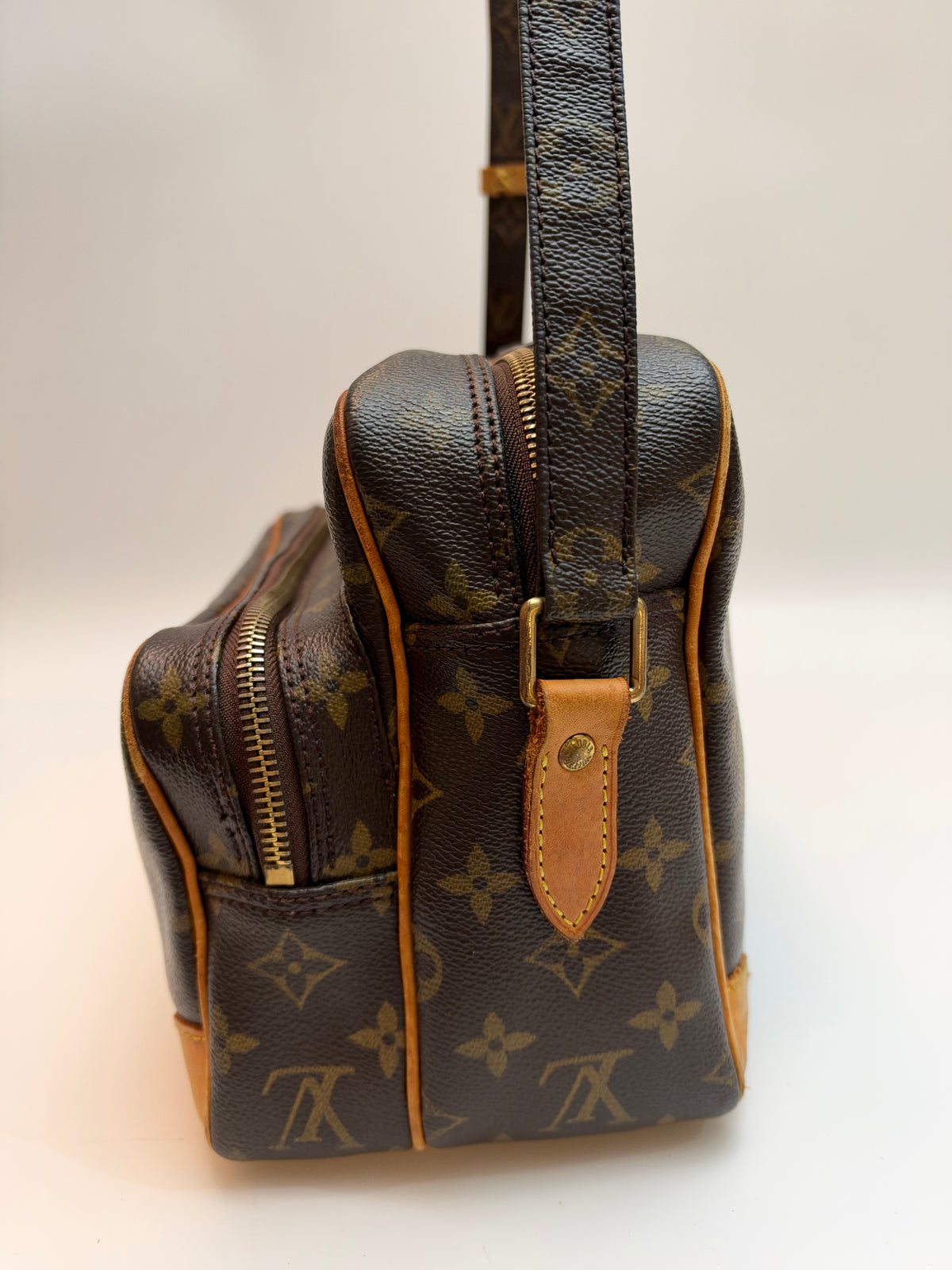 Louis Vuitton Nile