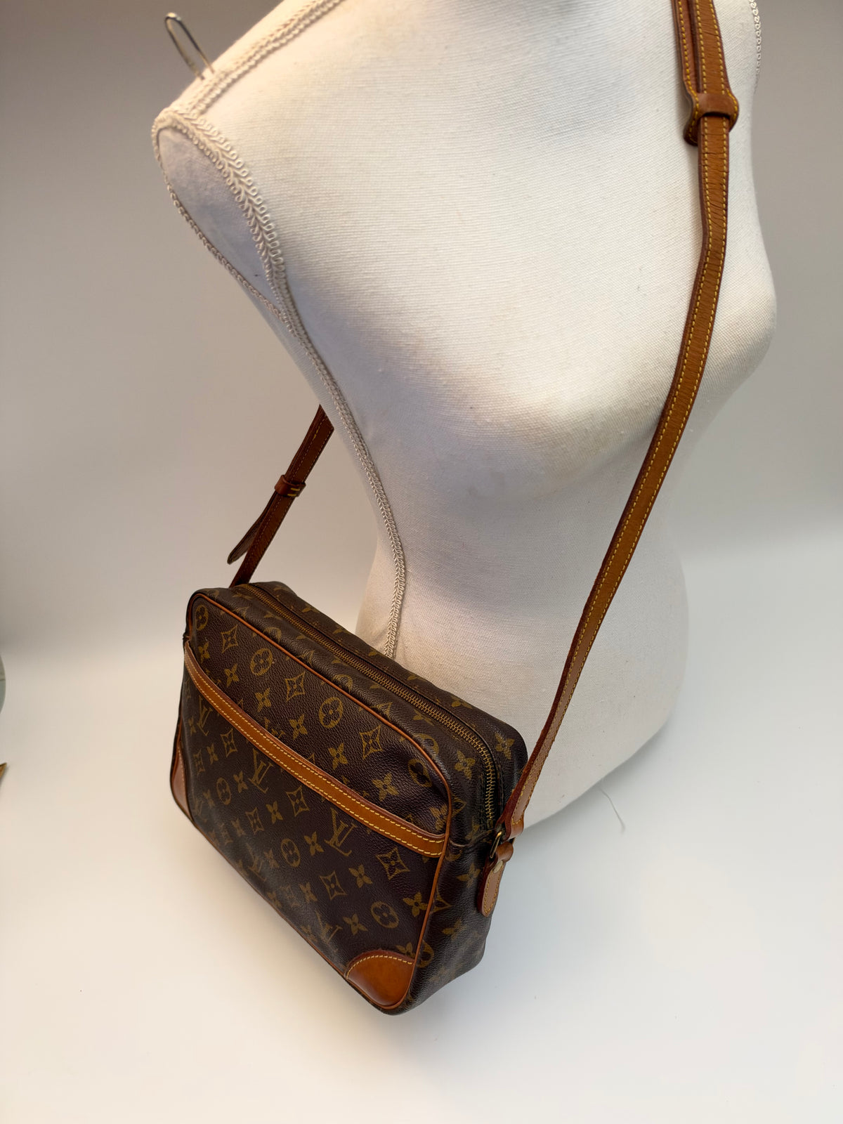 Louis Vuitton Trocadéro 30