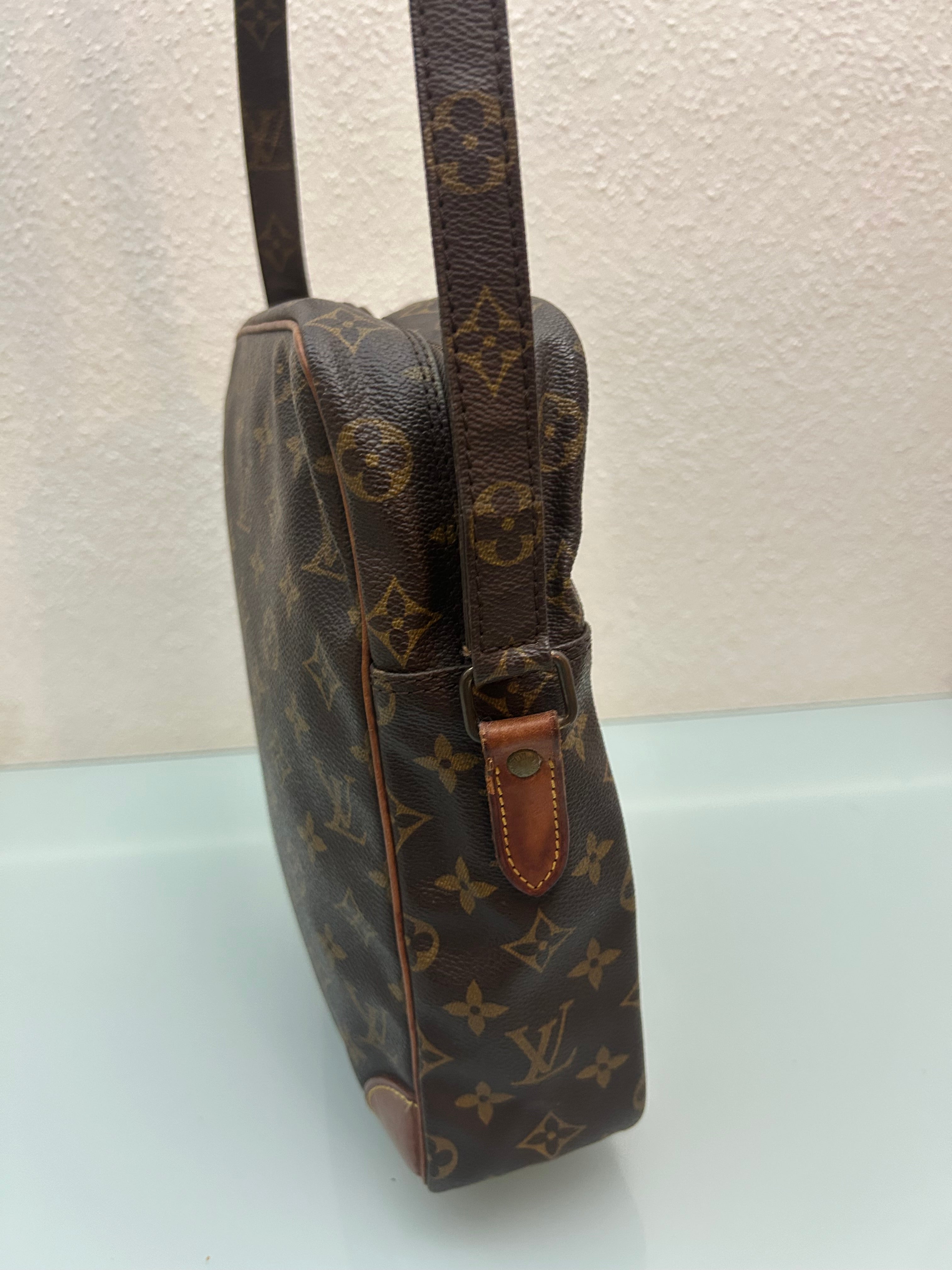 Louis Vuitton Danube GM