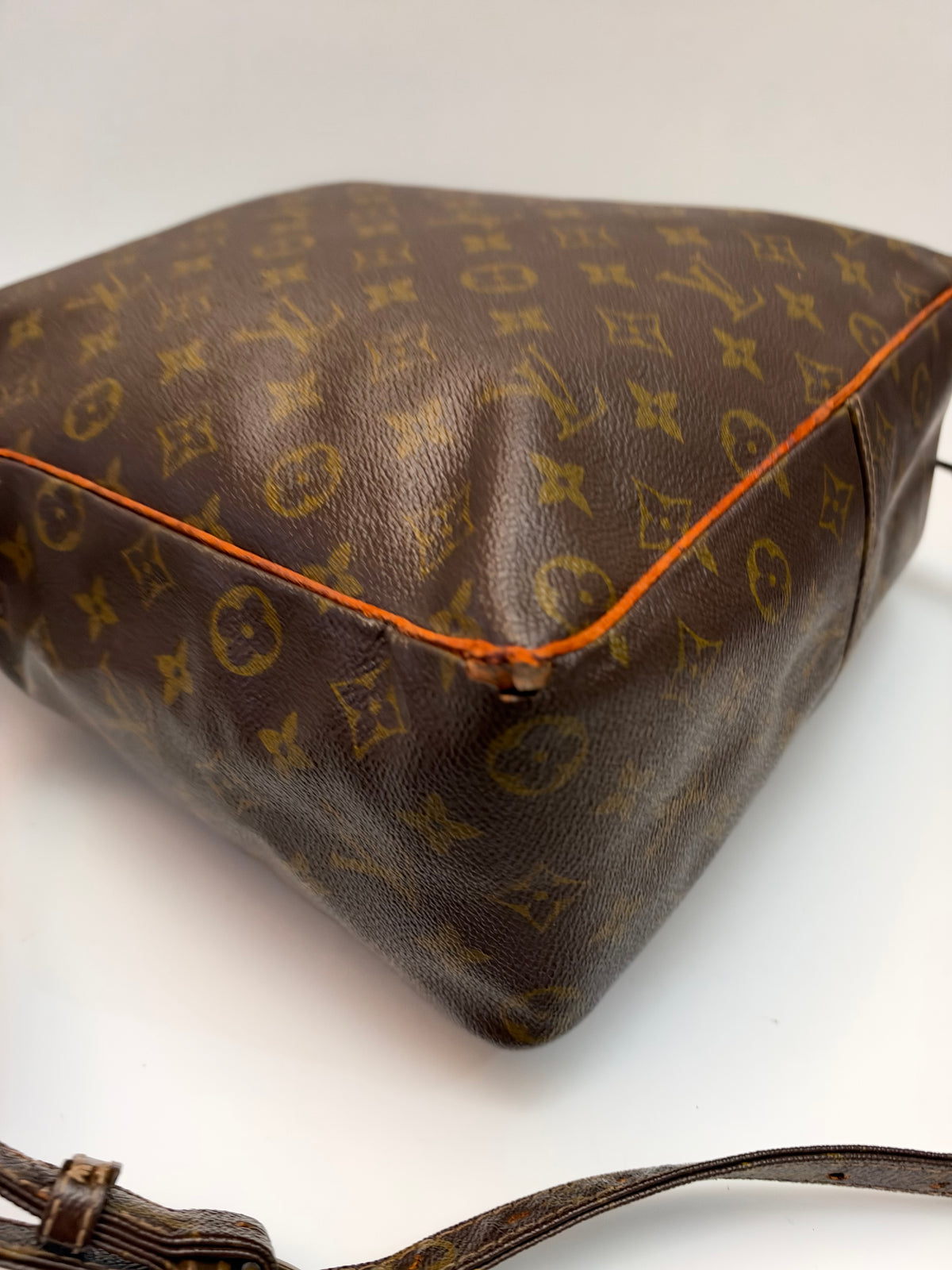 Louis Vuitton Marceau