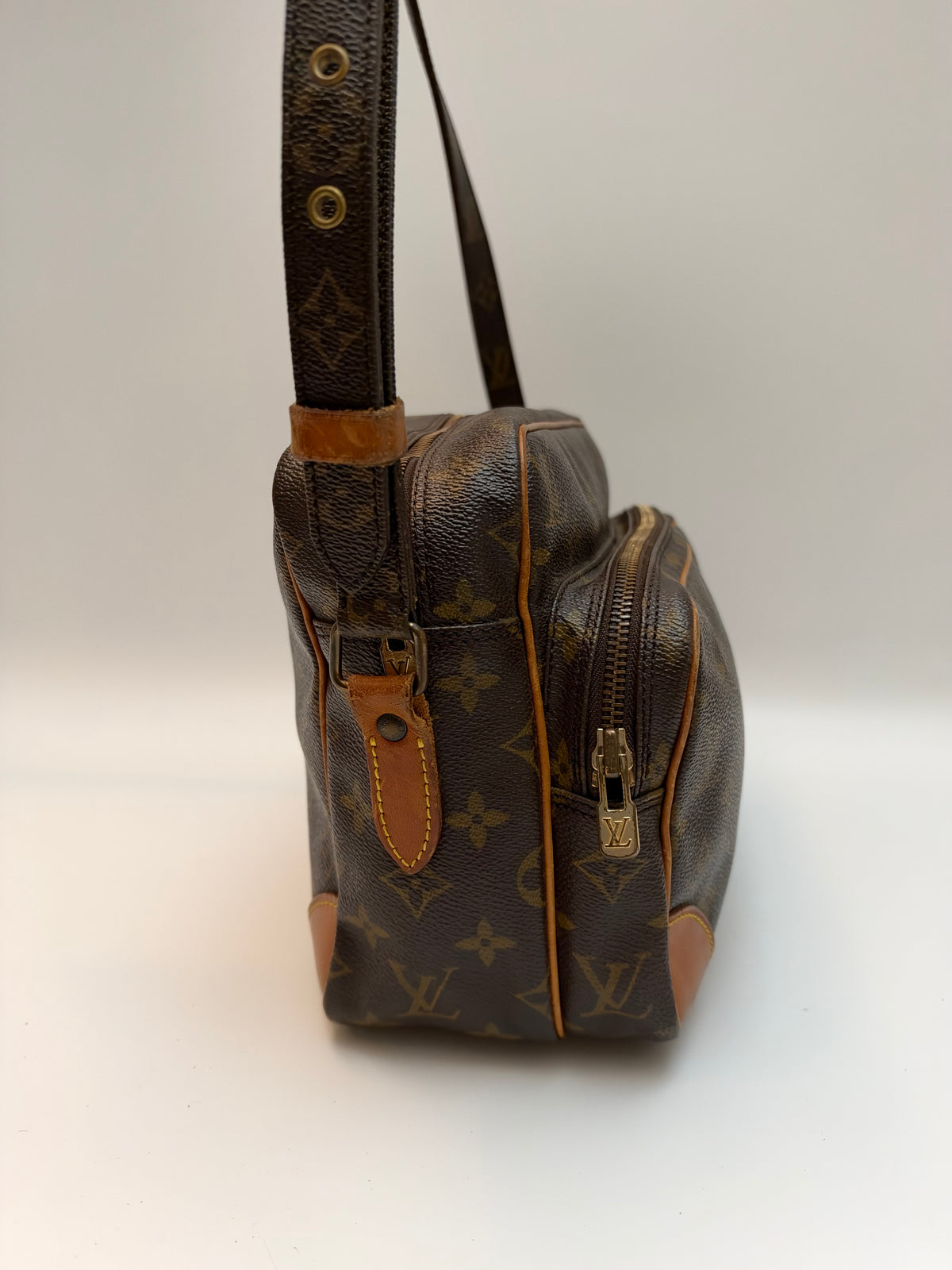 Louis Vuitton Nile