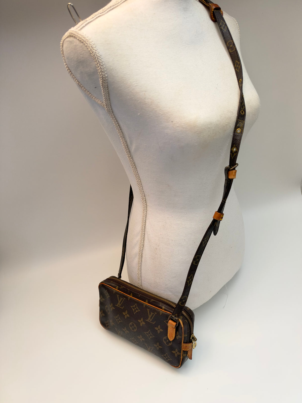Louis Vuitton Pochette Marly Bandoulière