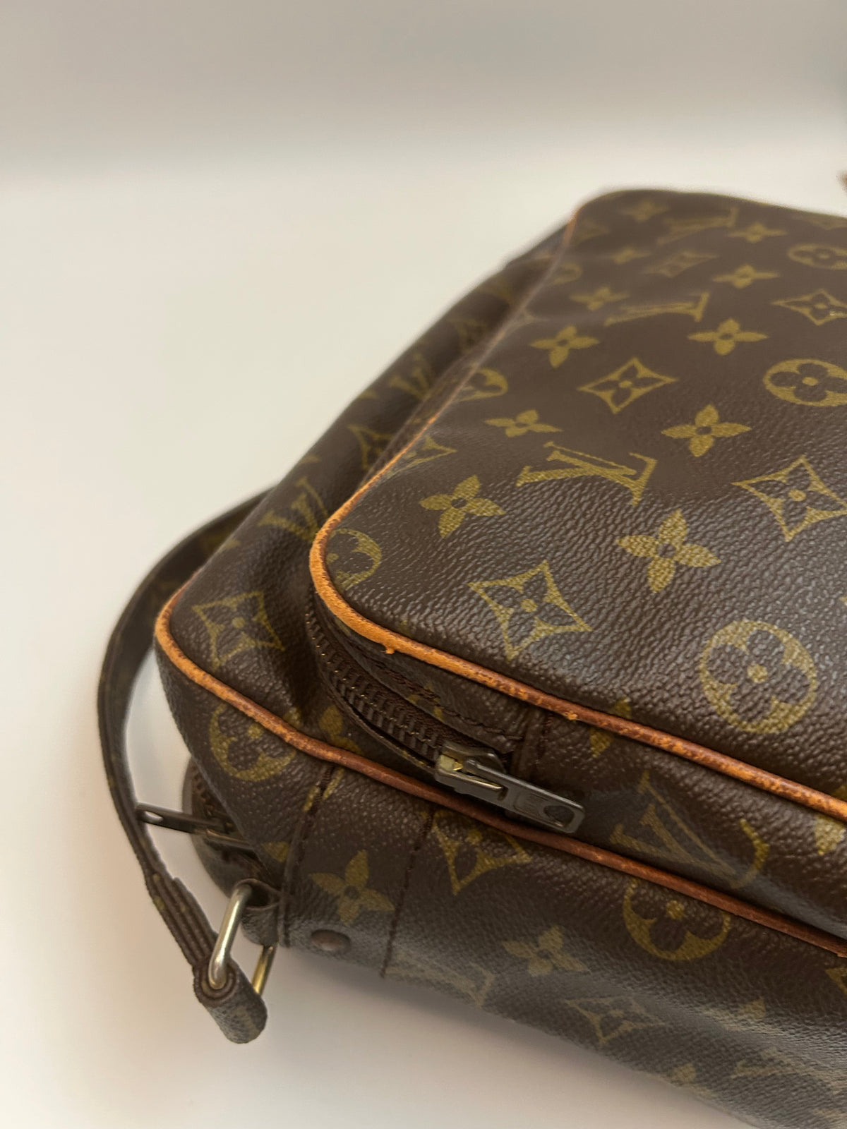 Louis Vuitton Nile